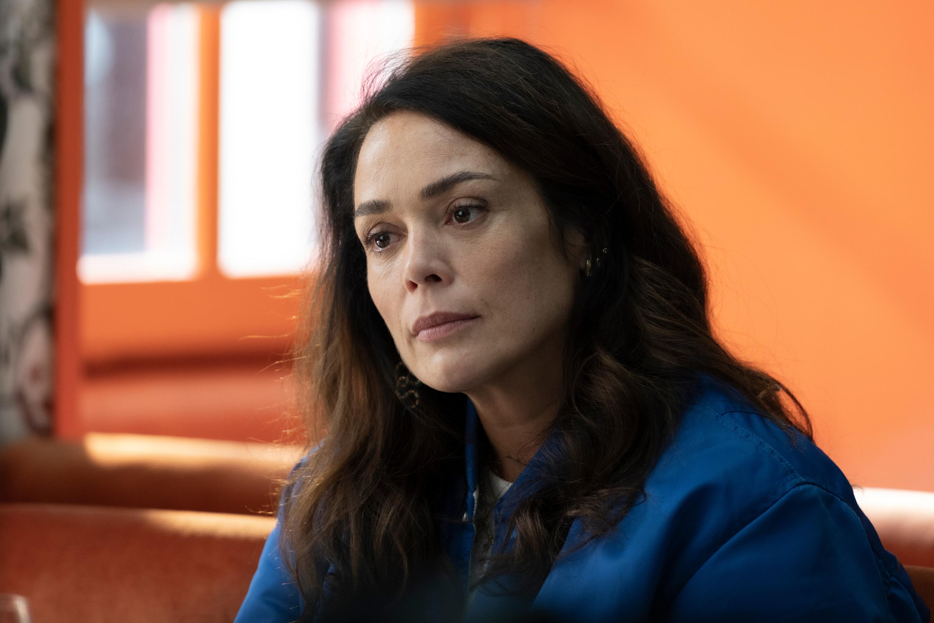 Audiences : succès pour Sœurs sur France 2