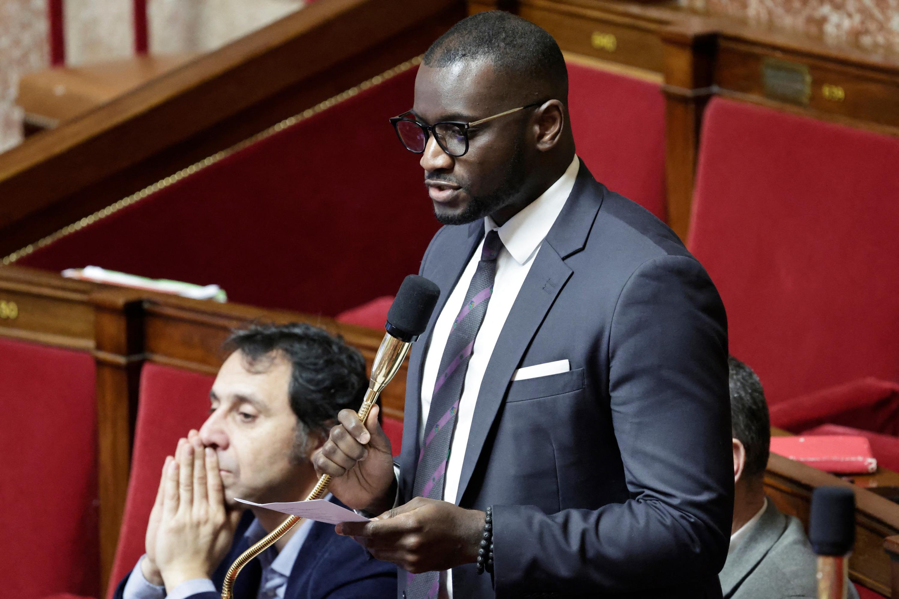 Note de Tracfin : le député LFI Carlos Martens Bilongo dépose une nouvelle plainte contre X pour «intelligences avec une puissance étrangère»