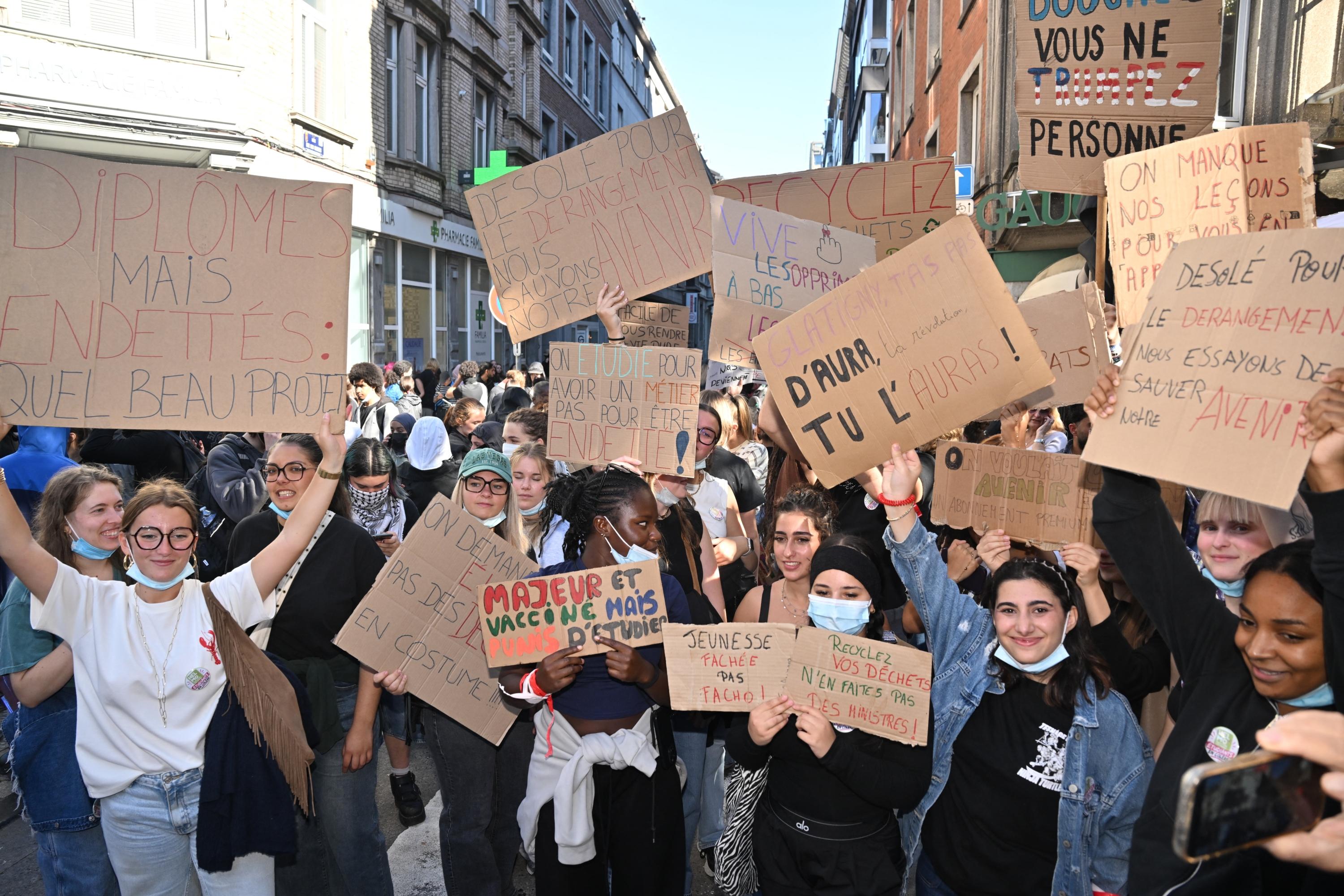 Belgique : des manifestations lycéennes dégénèrent dans plusieurs villes du pays, dont Liège