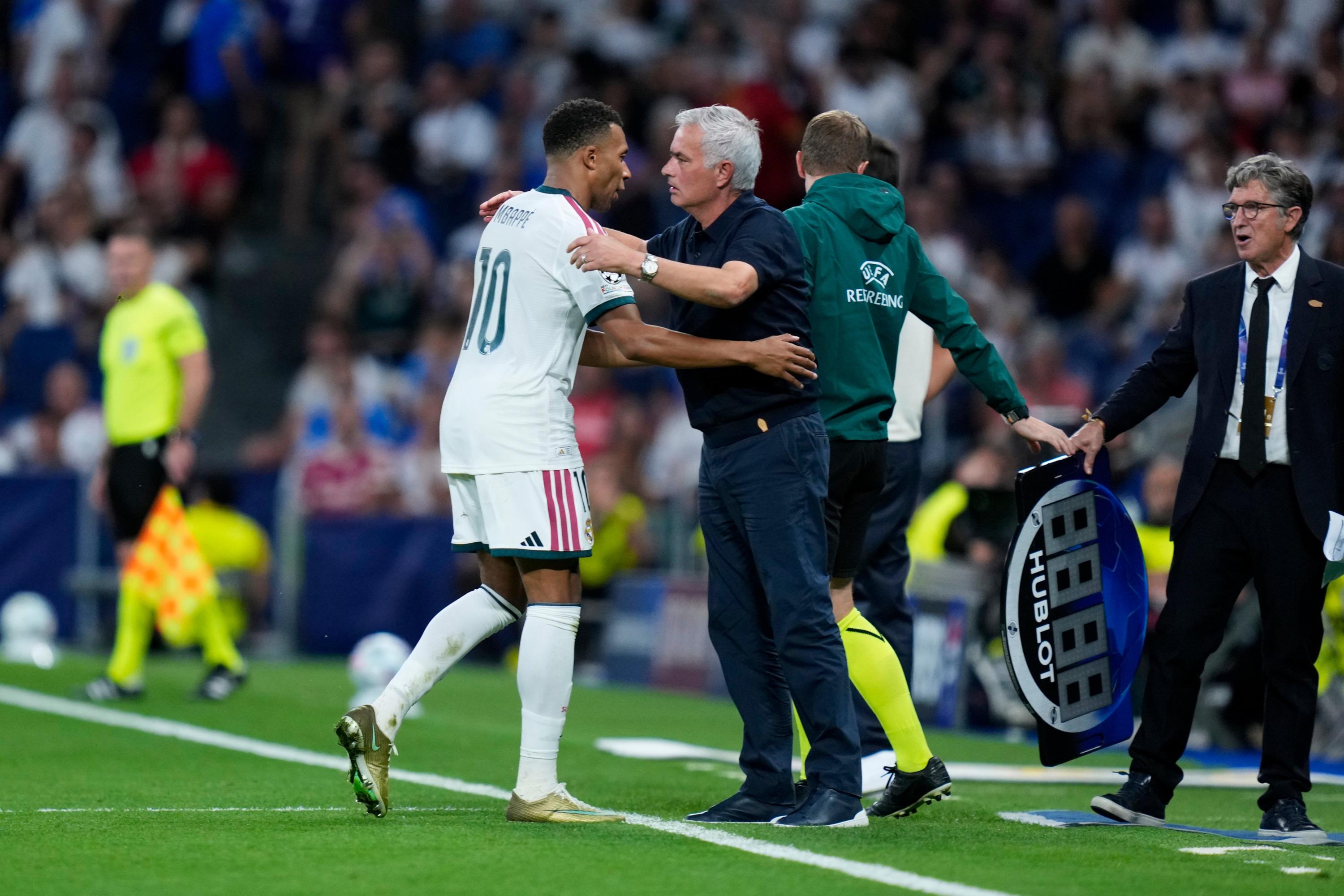 «C’est ridicule» : à Madrid, Mourinho sort la sulfateuse pour défendre Mbappé et dénonce un complot