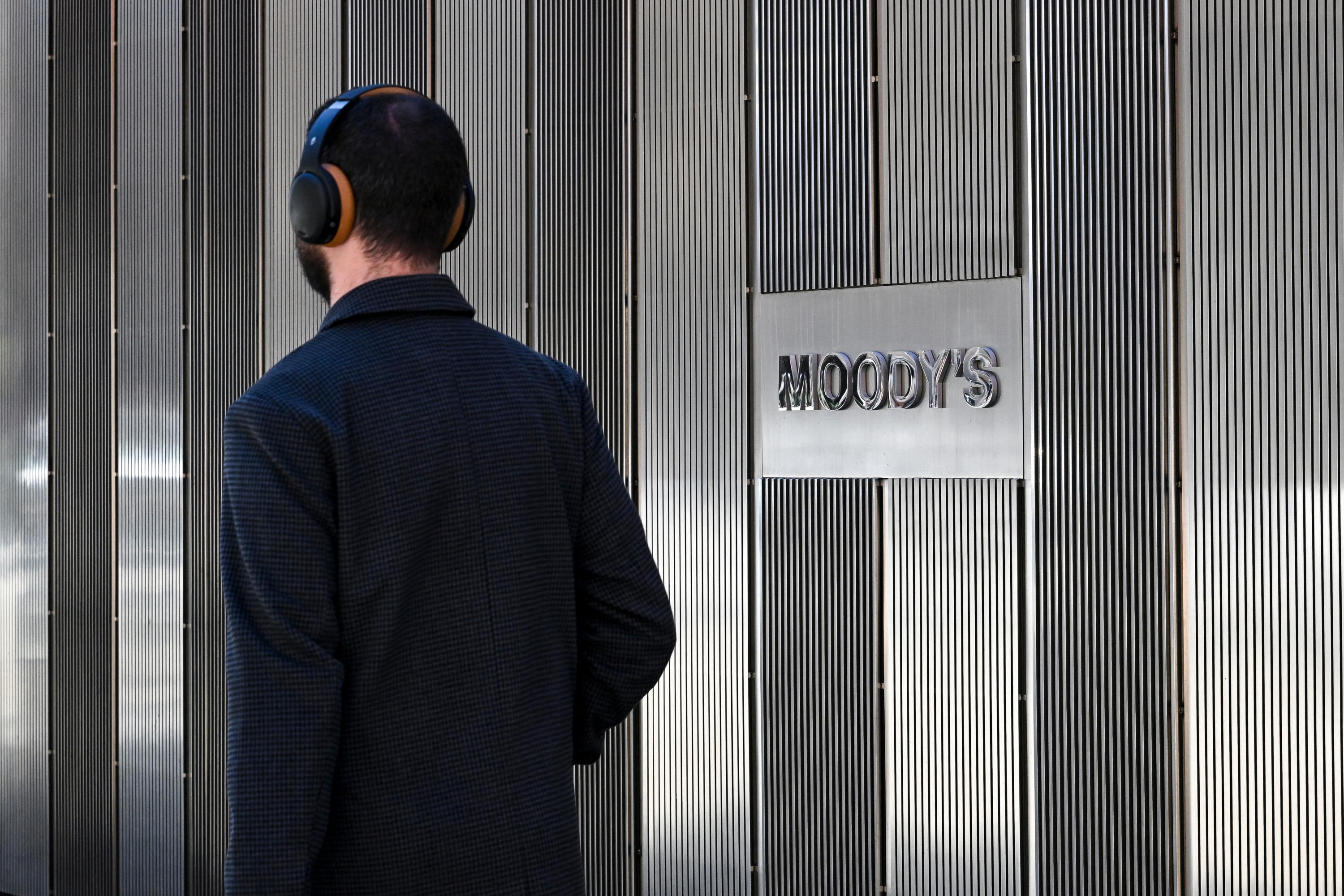 Pourquoi Moody’s a maintenu la note française malgré le dérapage budgétaire ?