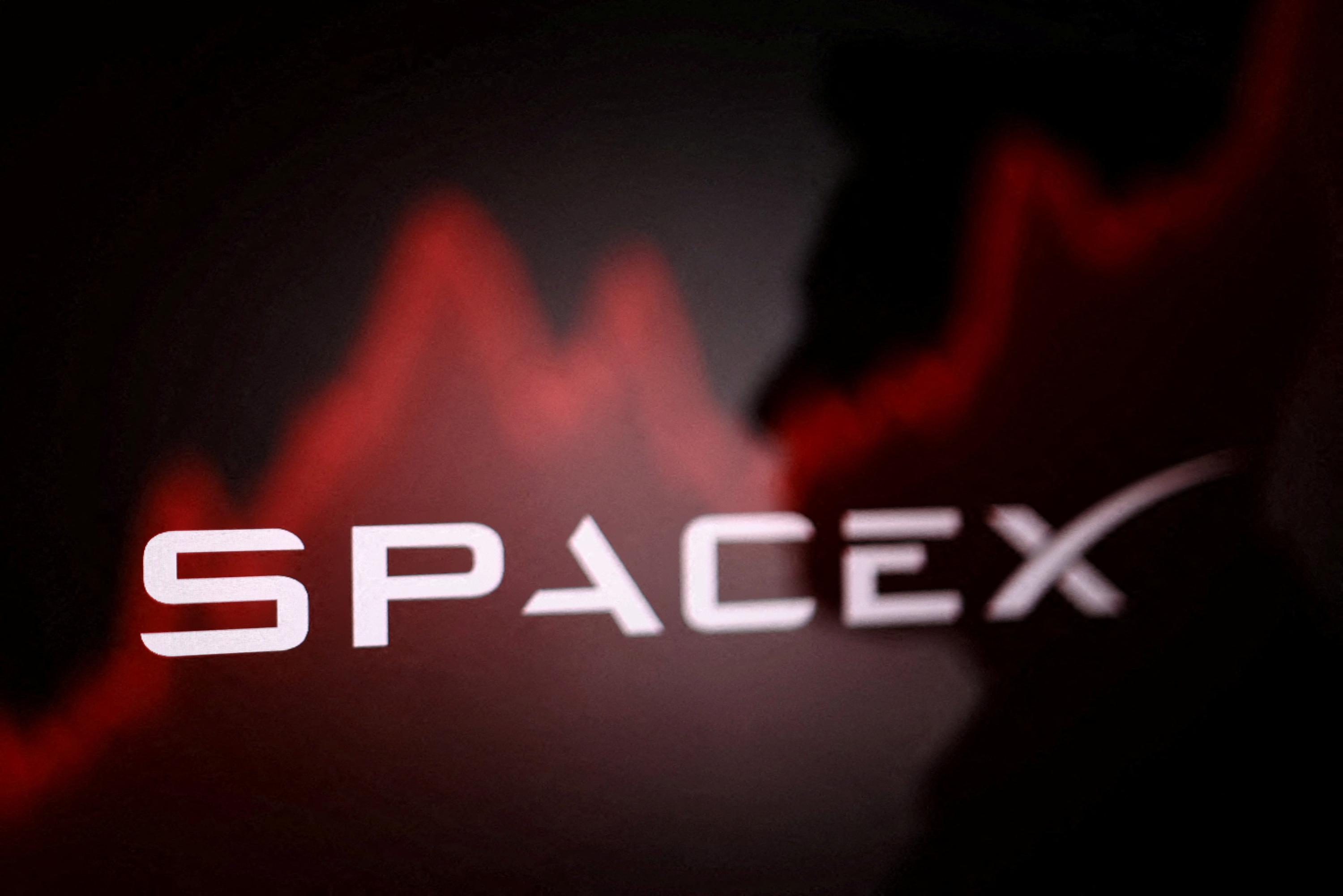SpaceX emprunte 40 milliards pour financer l'achat de puces IA selon Musk