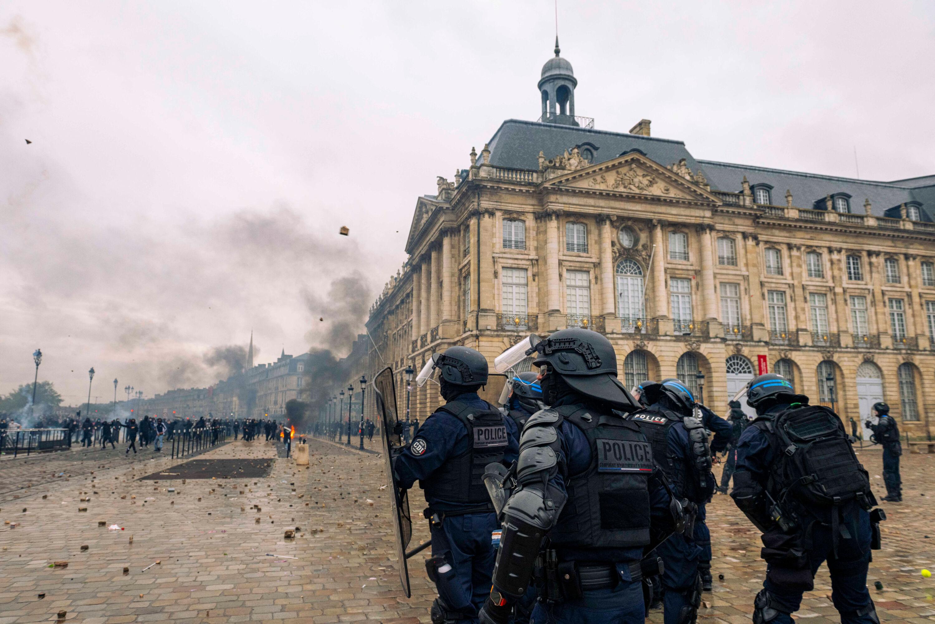 « Acte III » des manifestations : un nouveau samedi de tous les dangers pour l’exécutif