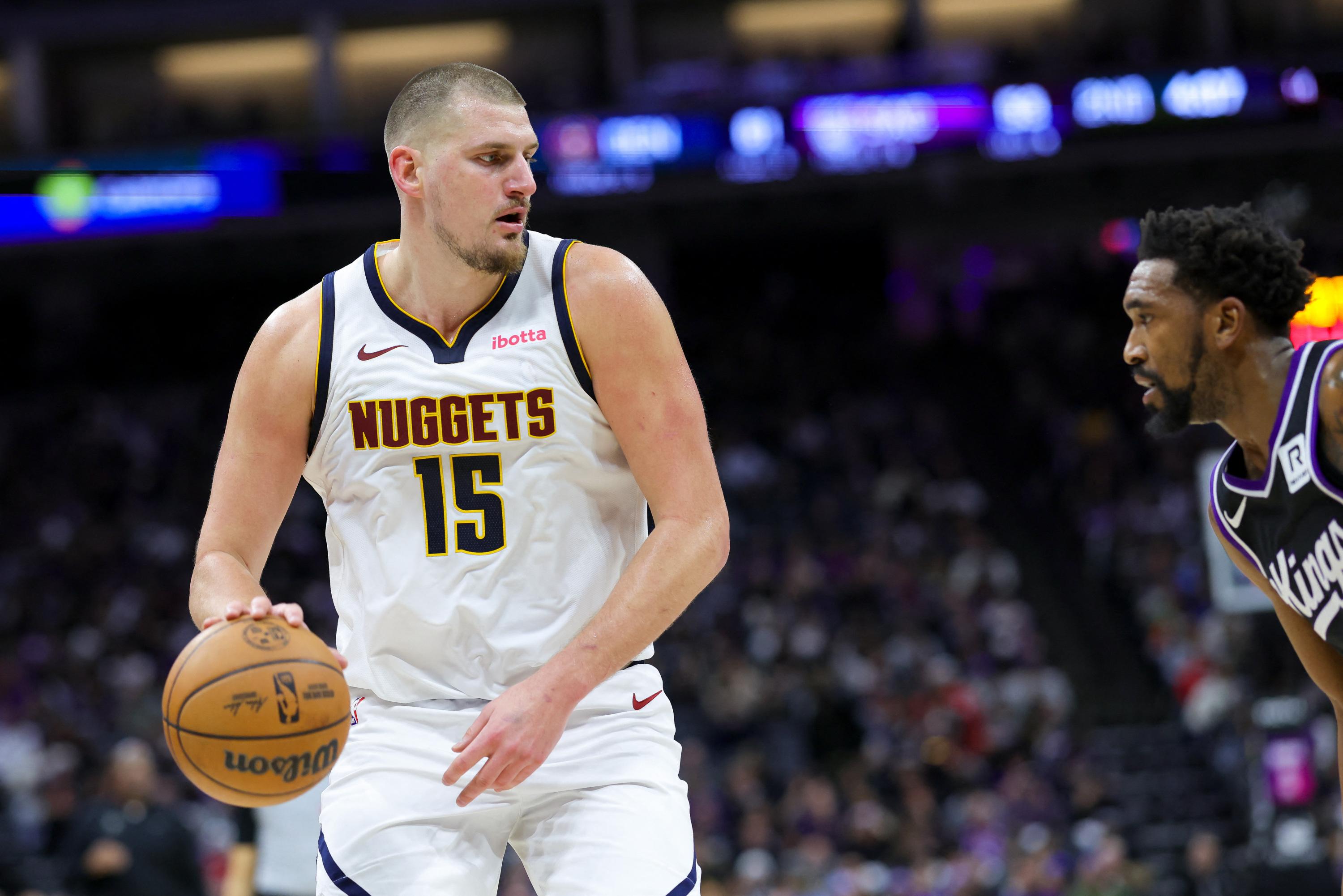 NBA : en mode diesel, Nikola Jokic porte les Nuggets vers le succès