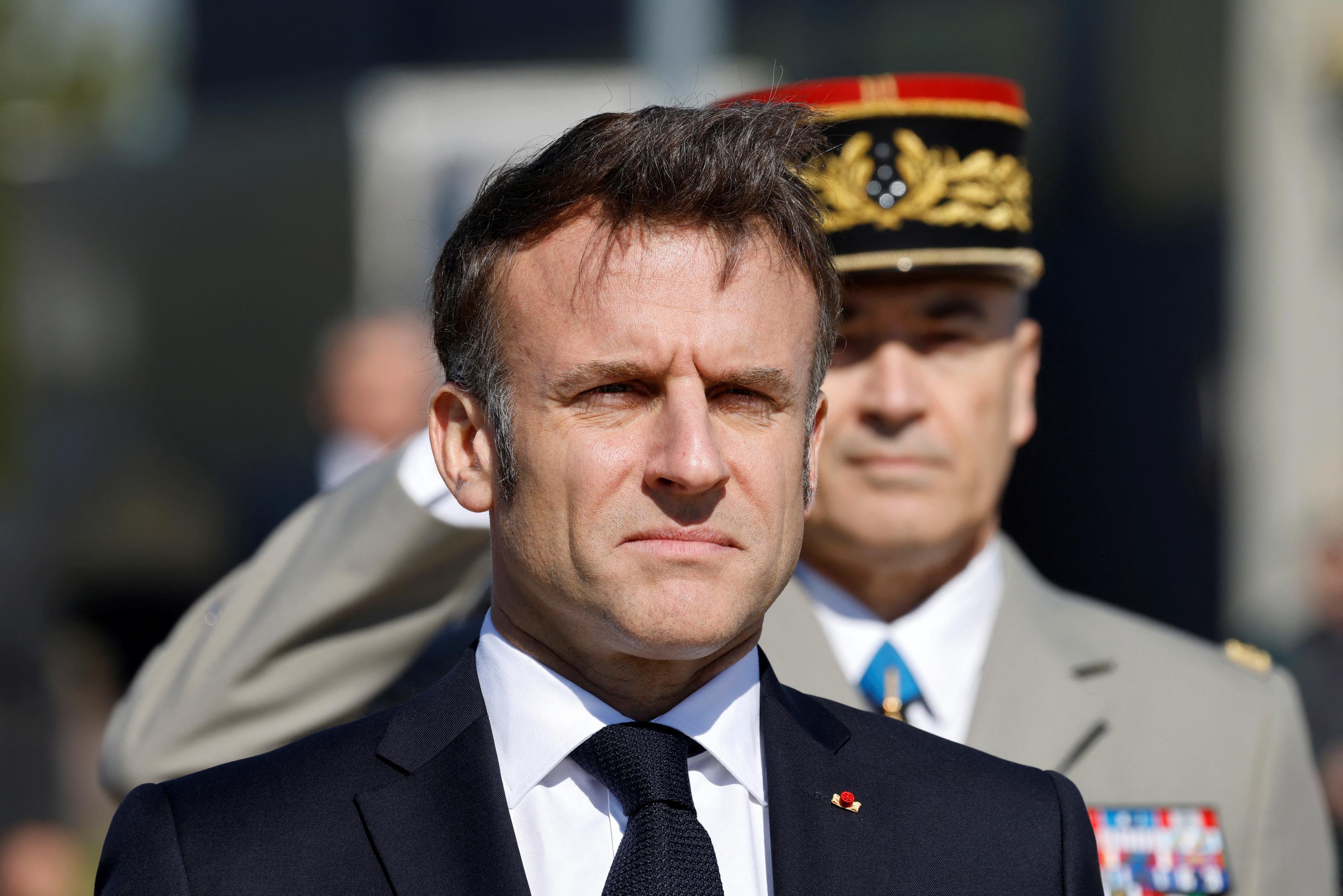 Ce décret qui vient d’être adopté montre que le ministère du Travail se prépare à un conflit armé