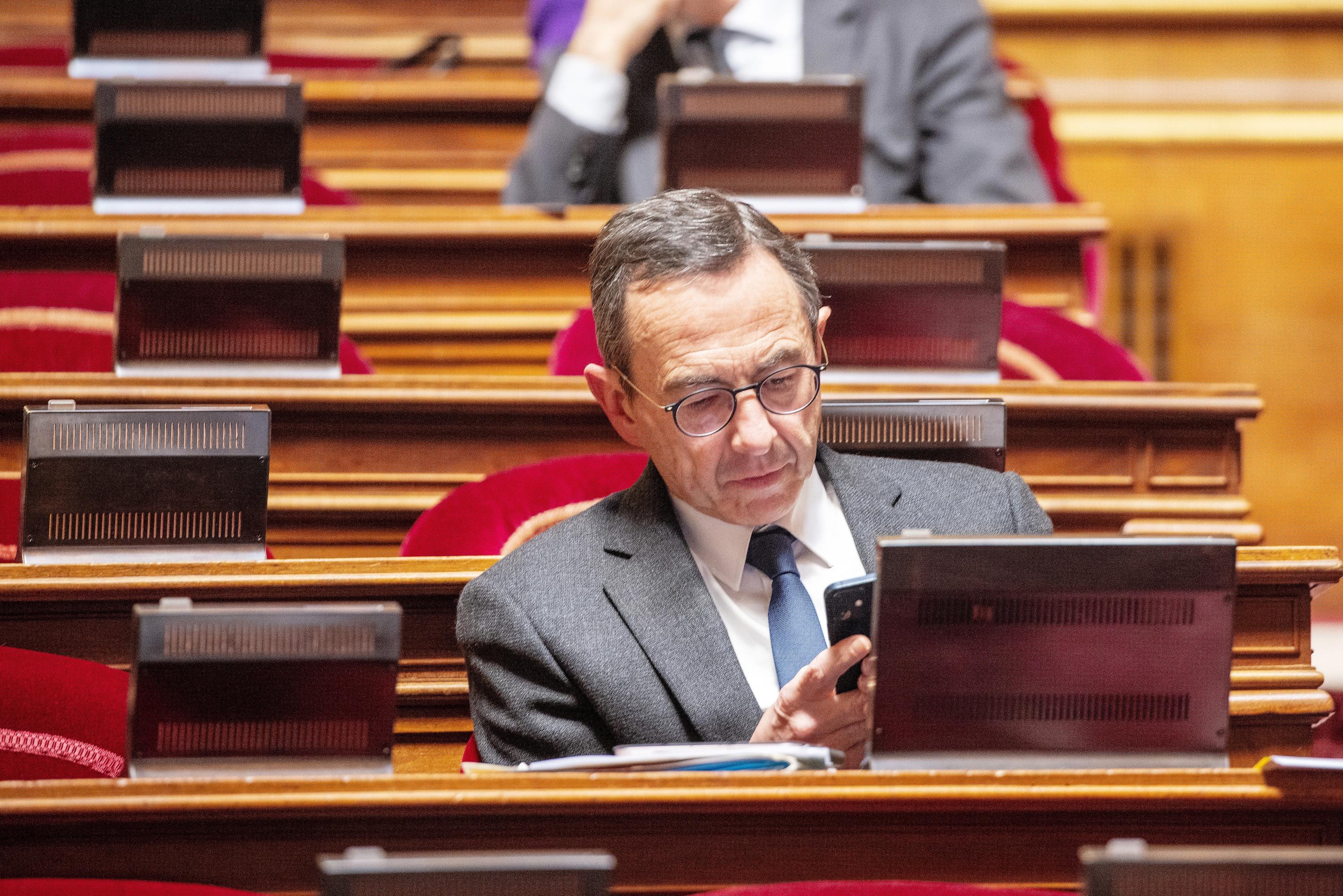 « Ça Va Mal Finir » : Sceptiques Sur L’abandon Du 49.3, Les Républicains Attendent Toujours Des Gages De Lecornu