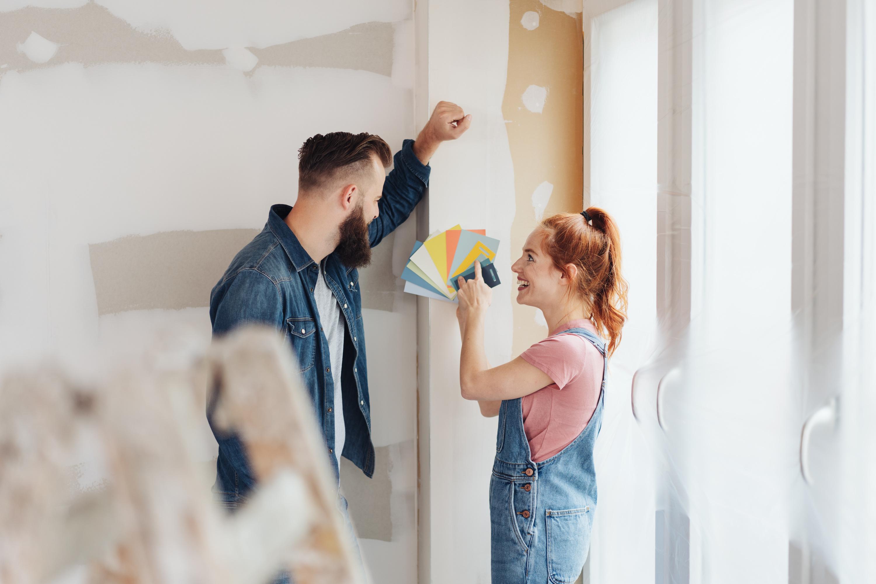 Les vendeurs professionnels sont des vendeurs qui exercent une activité de vente de biens immobiliers mais également des particuliers qui réalisent eux-mêmes des travaux.
