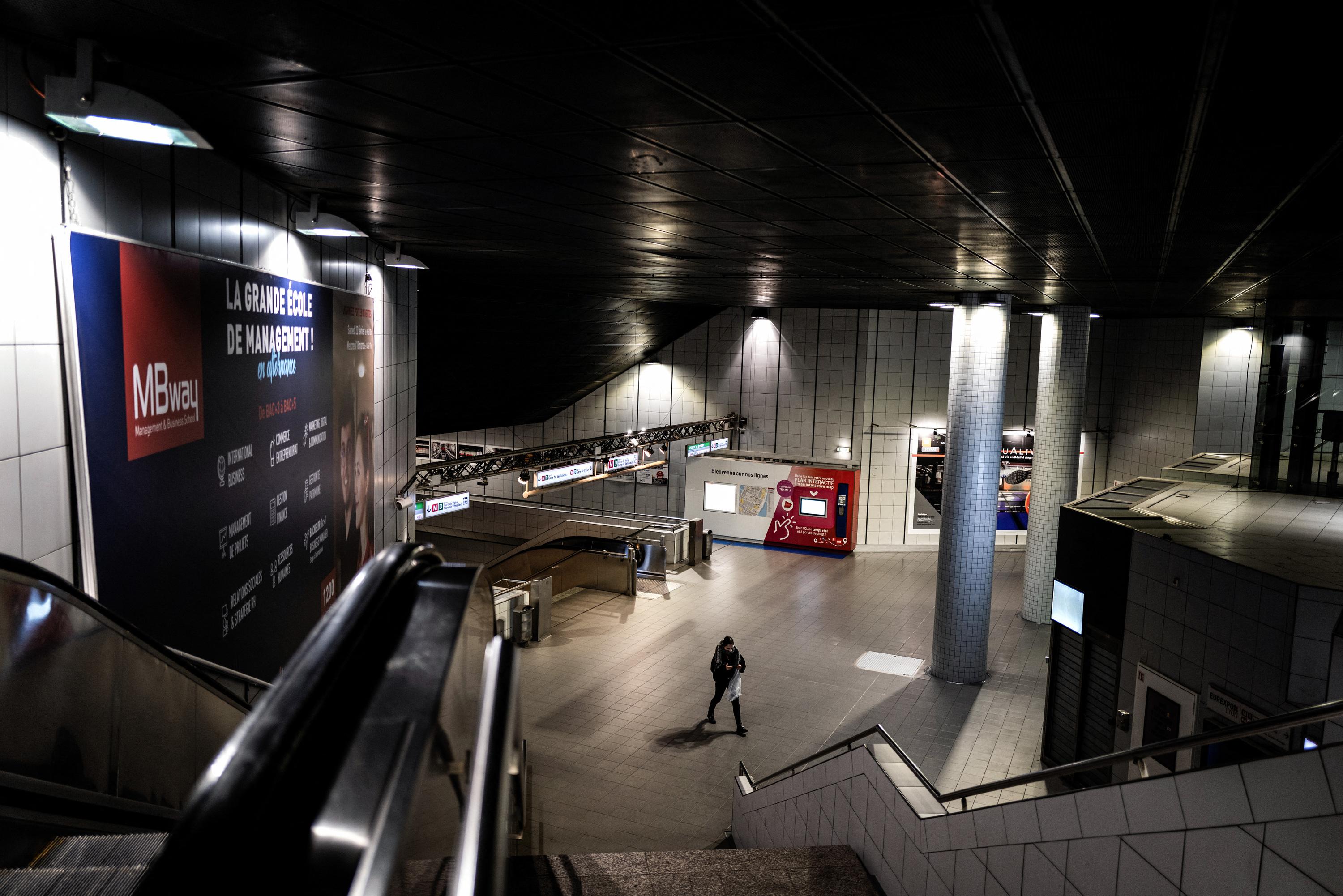 «Je n’utilise plus que ça» : à Lyon, payer les transports avec sa carte bancaire est devenu la norme en quelques années