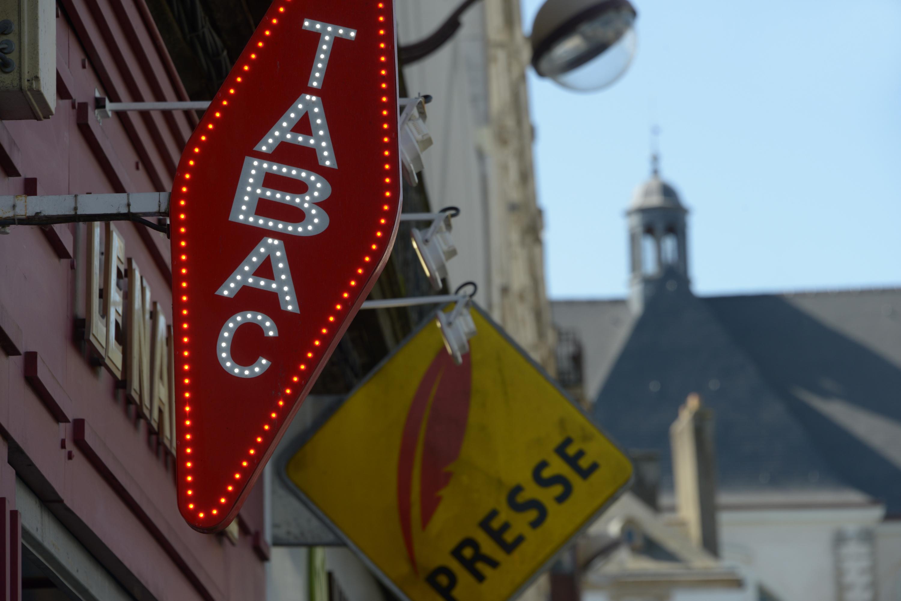 Tabac : le gouvernement ne prévoit pas de nouvelle hausse des prix des paquets de cigarettes en 2025