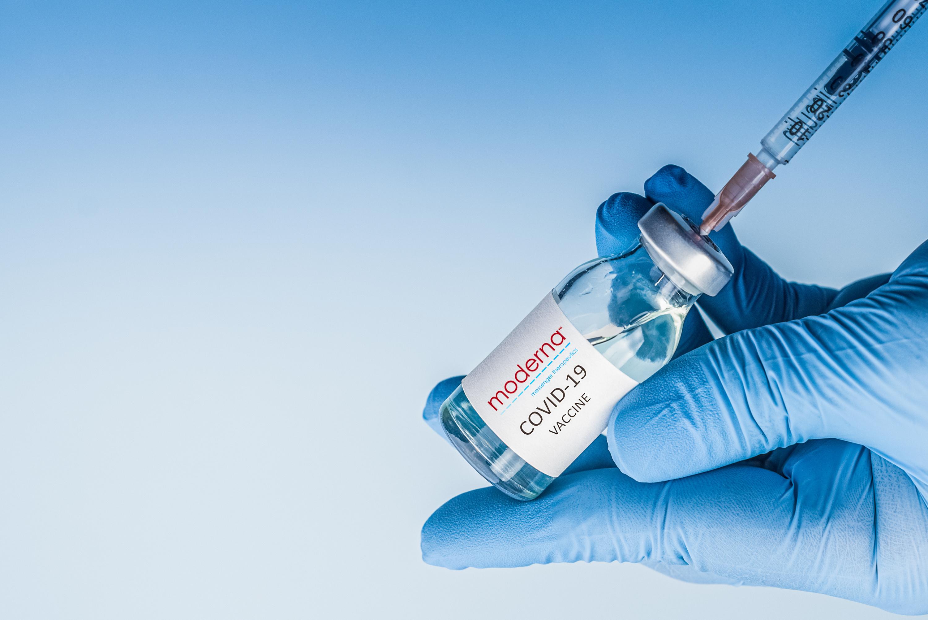 BioNTech et Moderna, ces biotechs stars du Covid, fragilisées par l’Administration Trump « antivax »