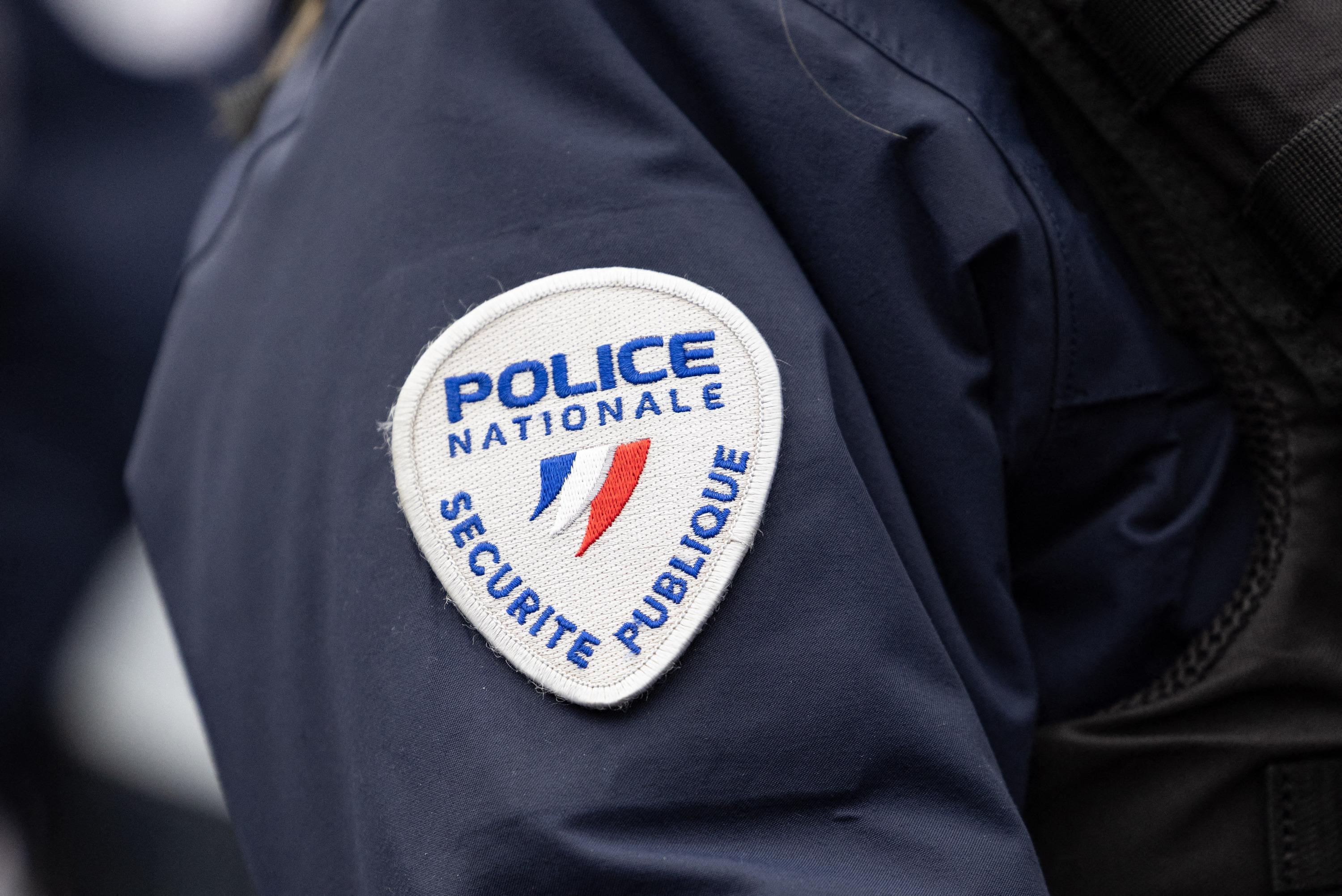 Rixe mortelle à Fréjus : un suspect toujours en garde à vue après le décès d’un jeune homme