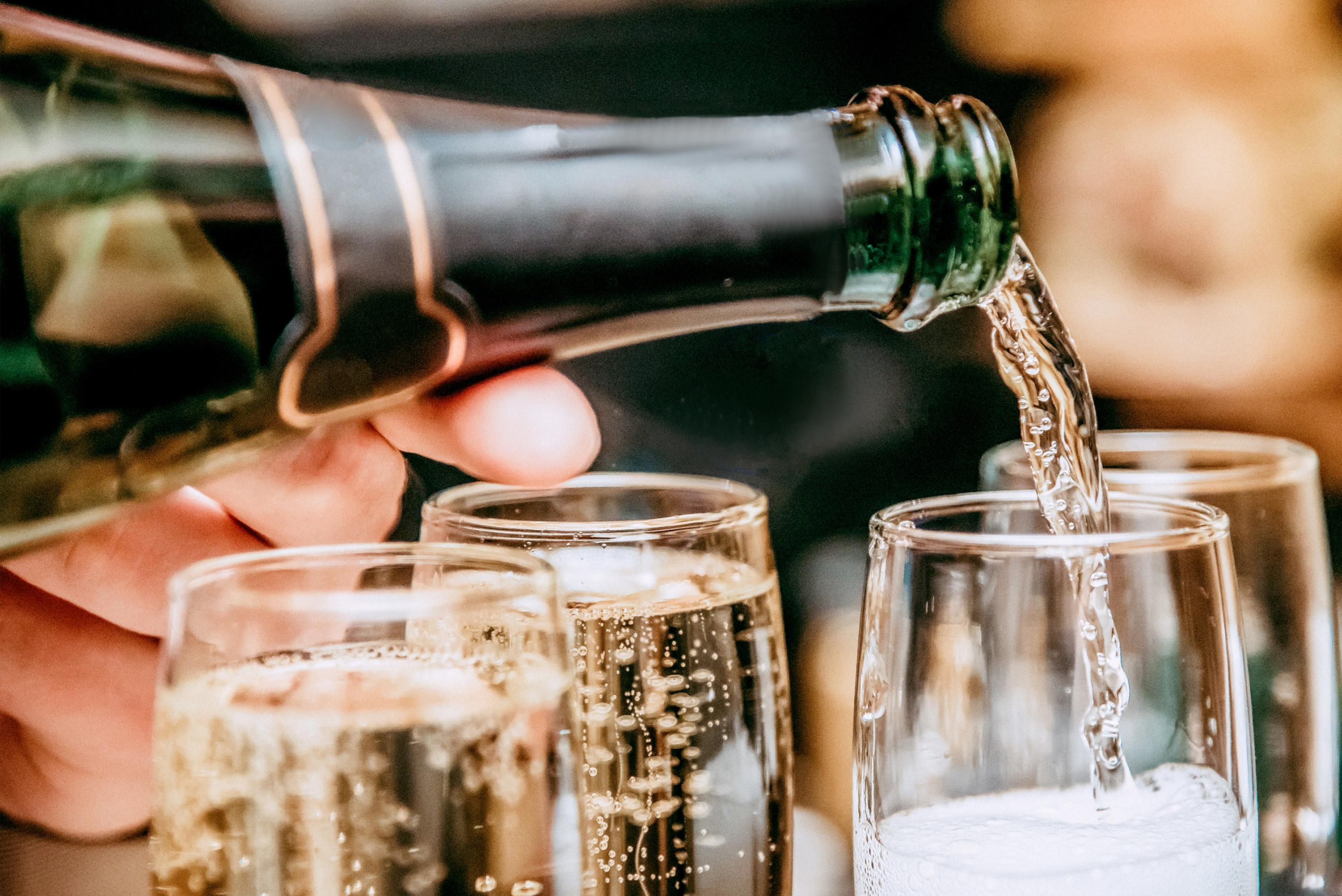 «C’est ma 36e vendange et je n’ai jamais vu ça, même en 2003» : avec le changement climatique, le champagne est-il condamné à changer de goût ?