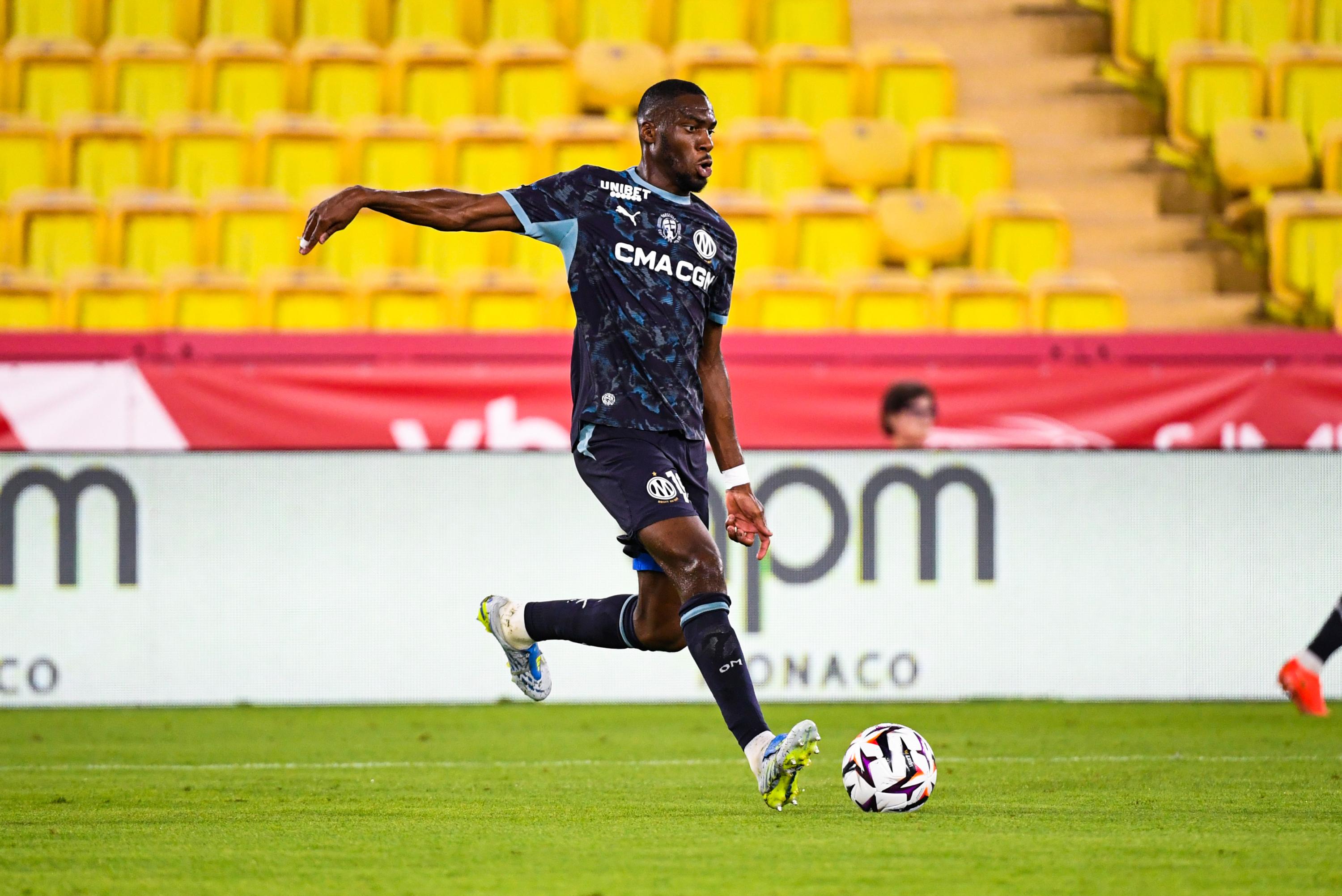 «T’es pas bon» : Geoffrey Kondogbia pris à partie par un supporter avant Troyes-OM