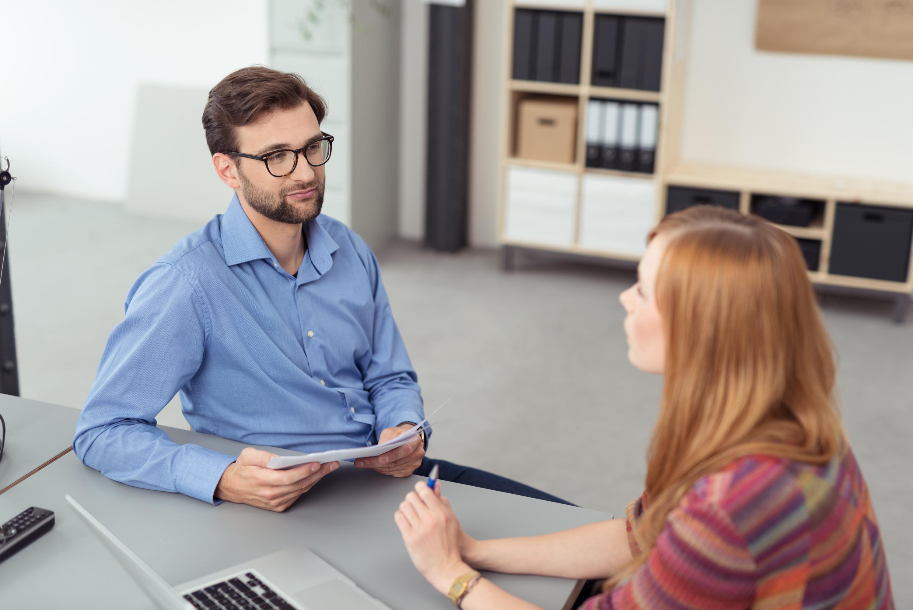 French Workers Increasingly Demand Early Salary Payments