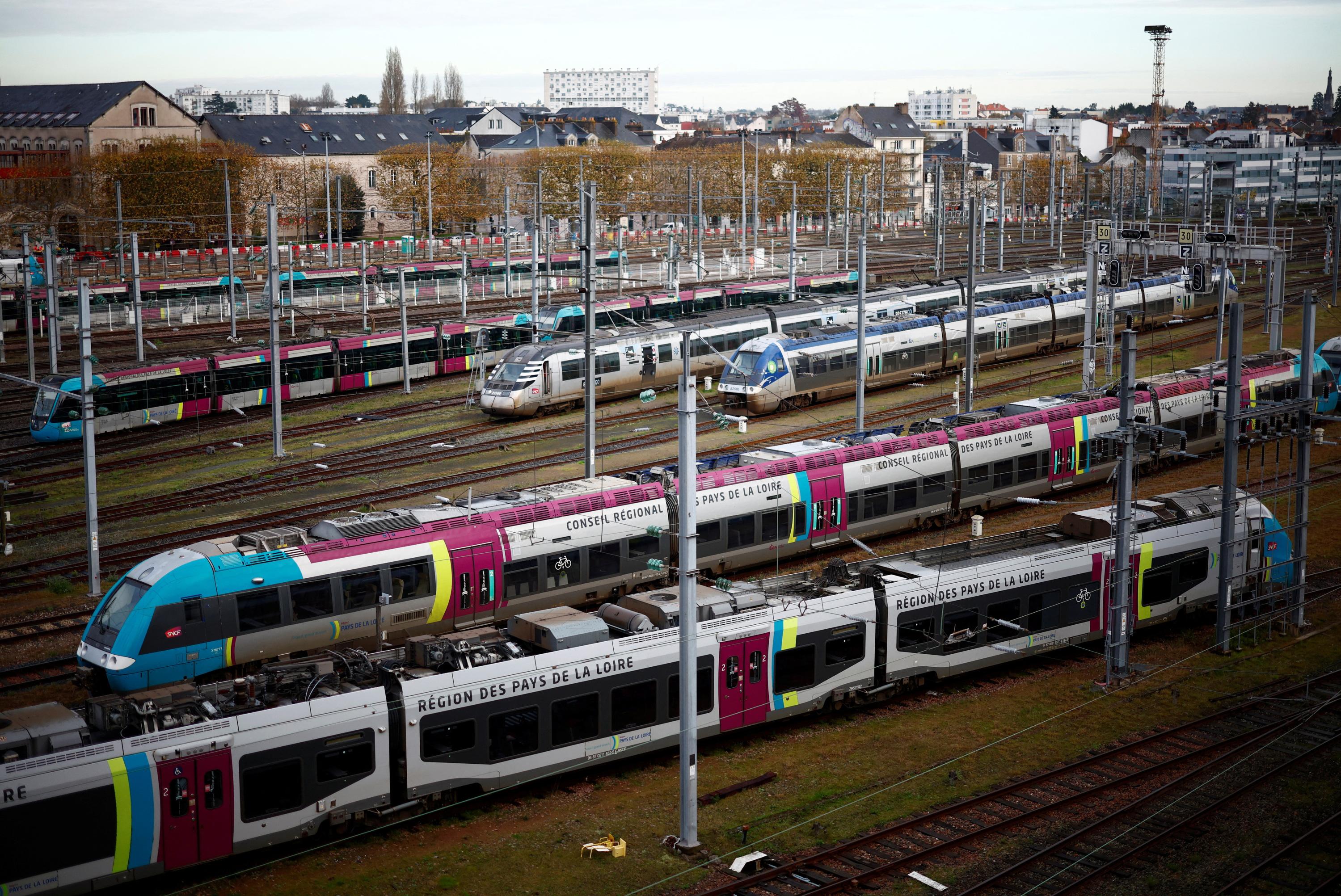 SNCF: l’intersyndicale maintient son appel à la grève à partir du 11 décembre au soir