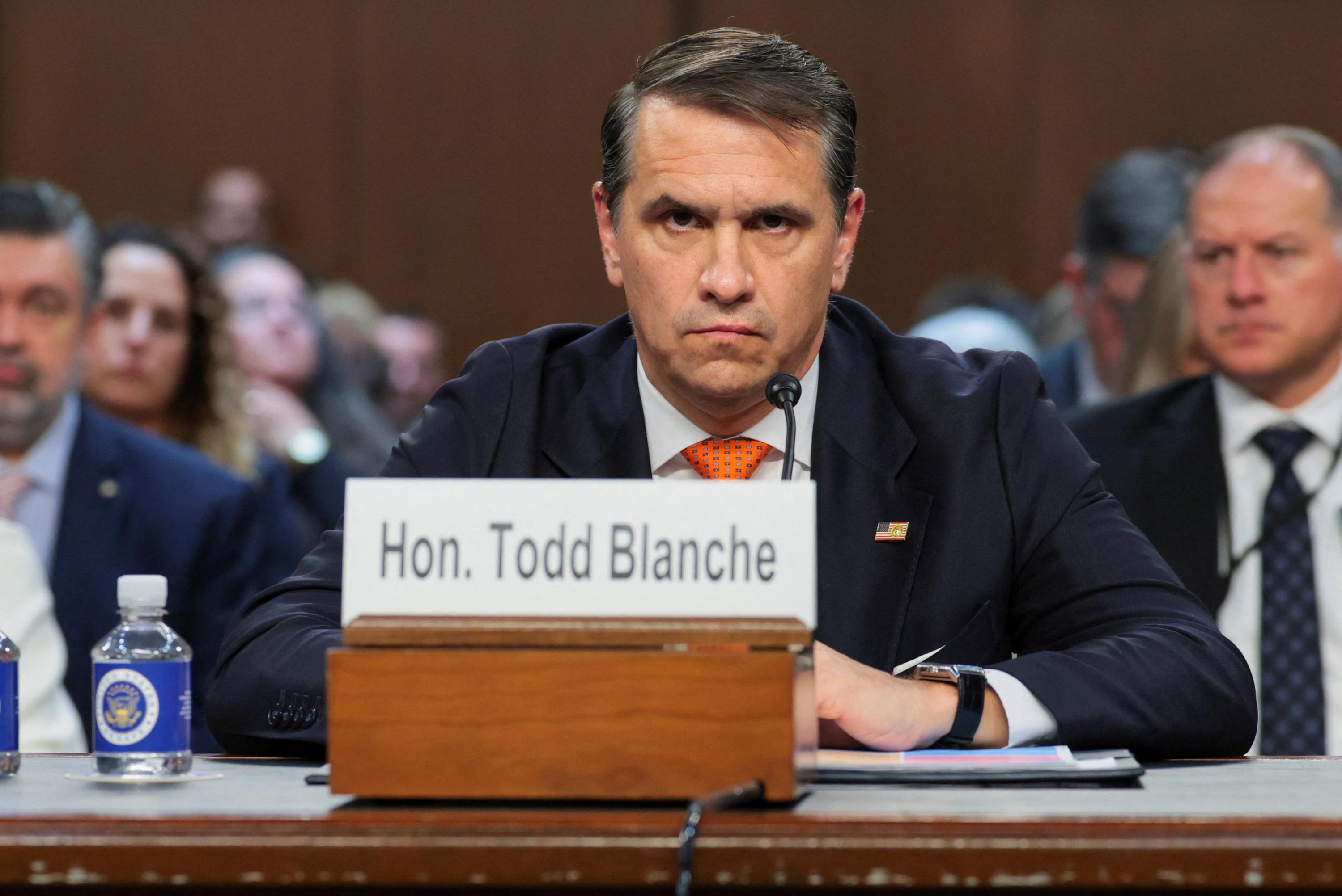 Le candidat de Trump pour le poste de ministre de la Justice passe au crible du Sénat