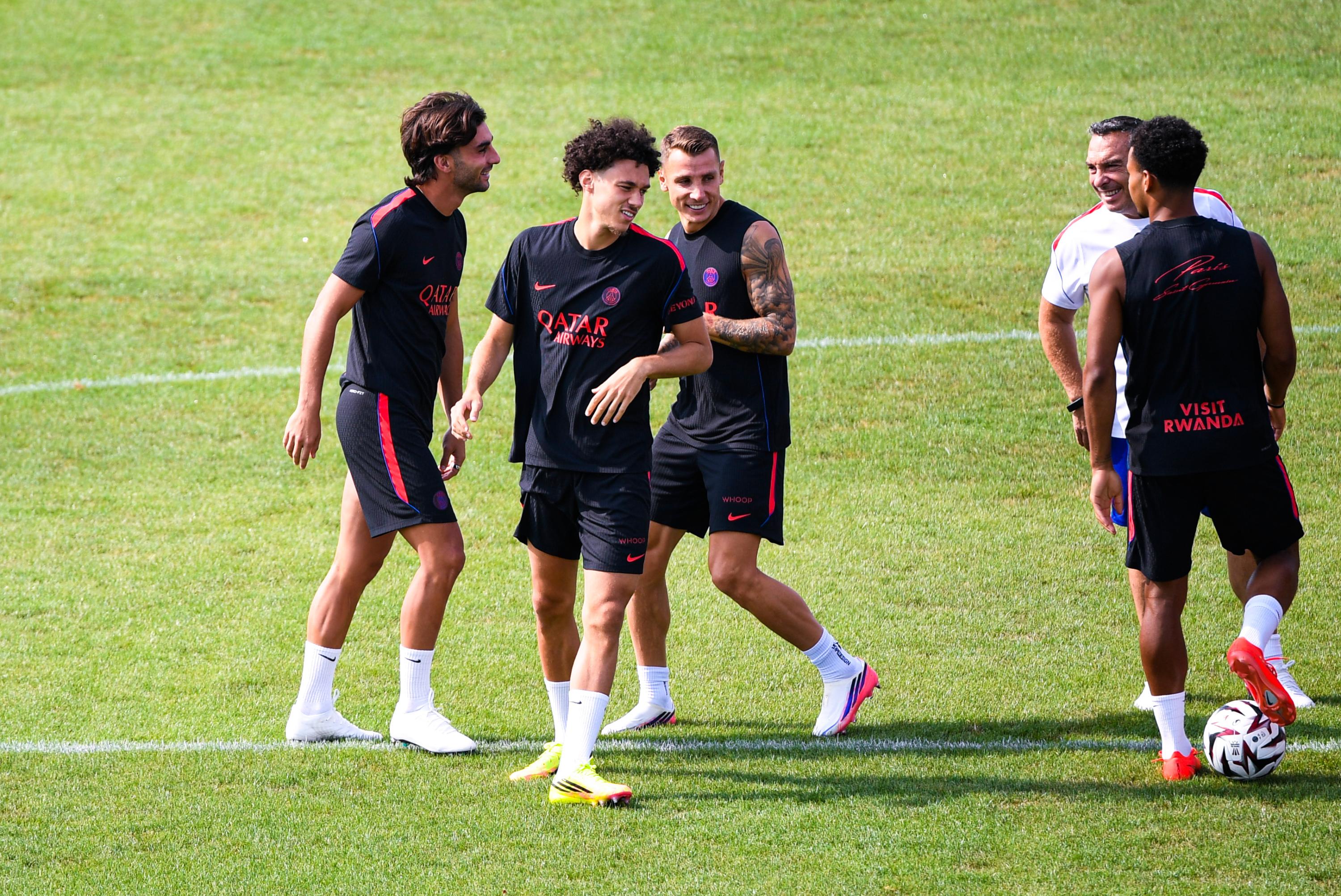 PSG : Godts, Akliouche, Torres, Digne… Des nouveaux en quête de repères