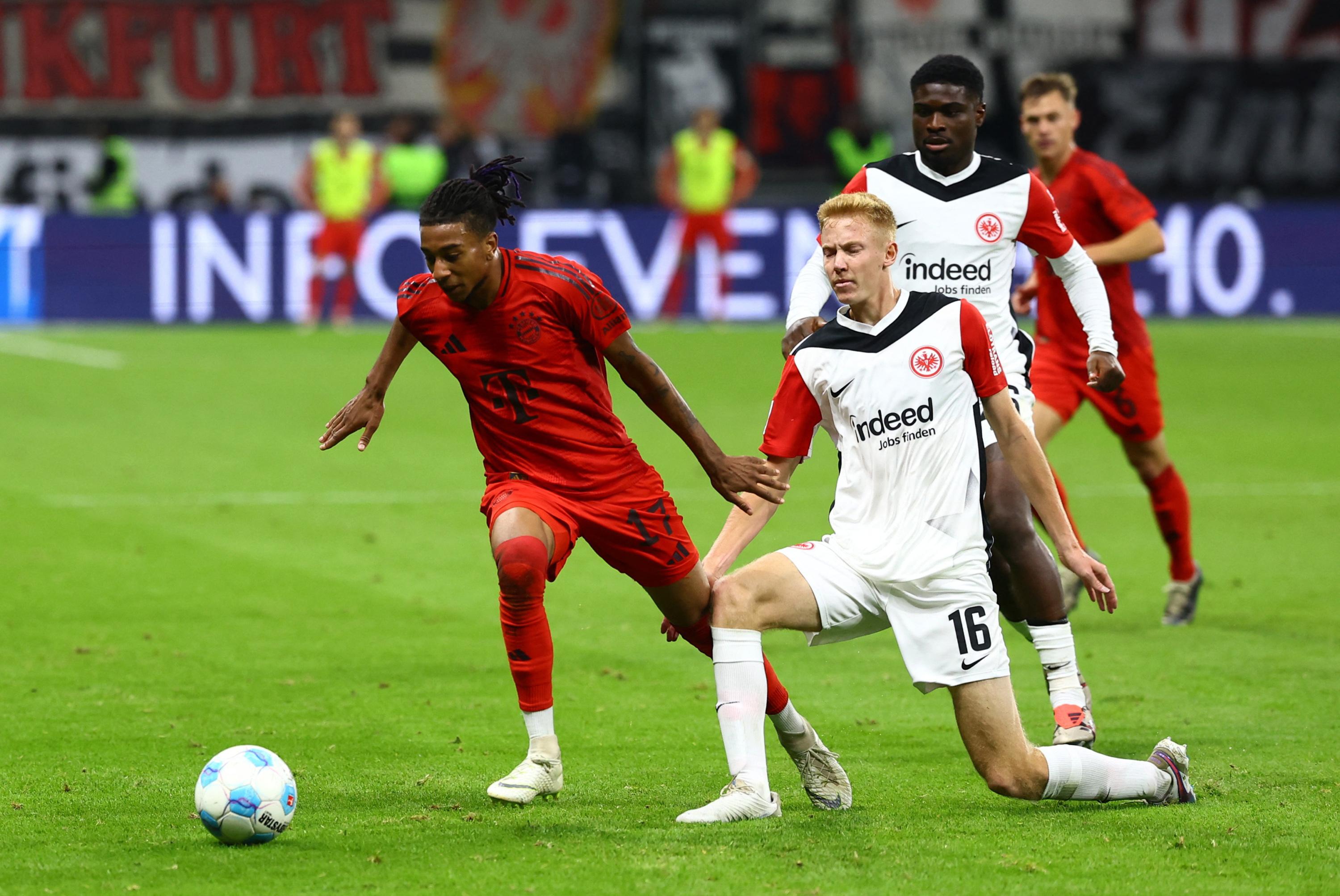 Bundesliga : le Bayern perd deux points sur le fil à Francfort