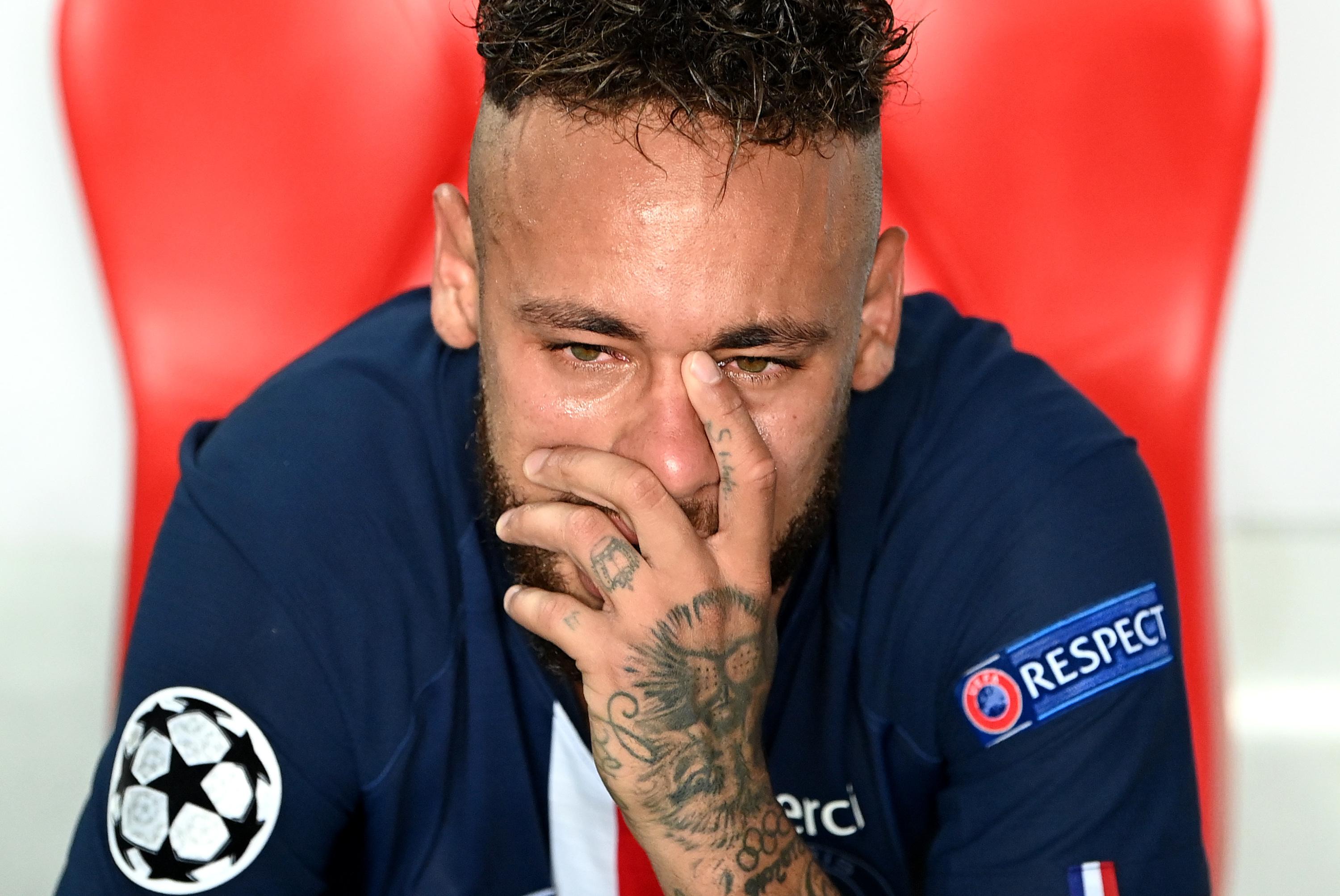 «C’est une souffrance pour moi» : en larmes, Neymar évoque sa blessure