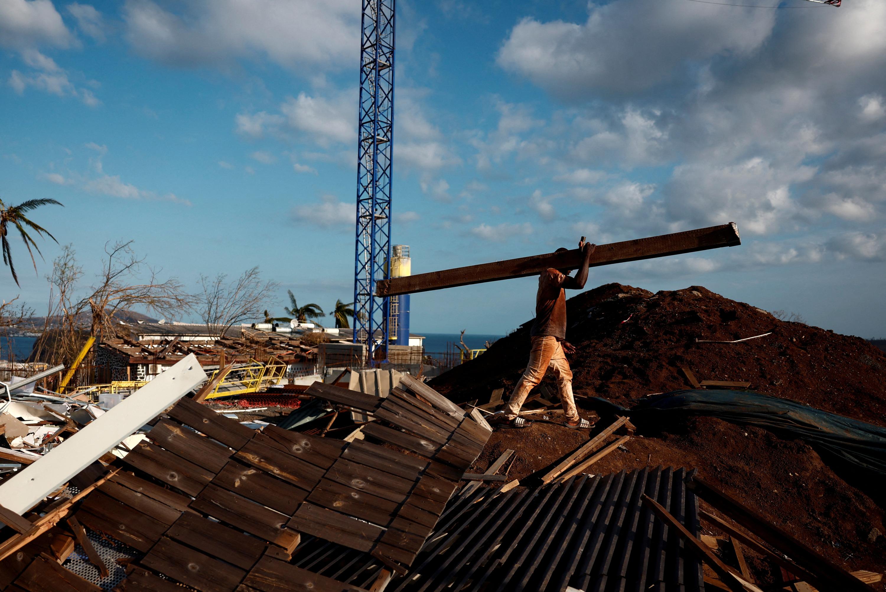 Mayotte : l'Assemblée adopte le projet de loi d'urgence pour la reconstruction de l’île