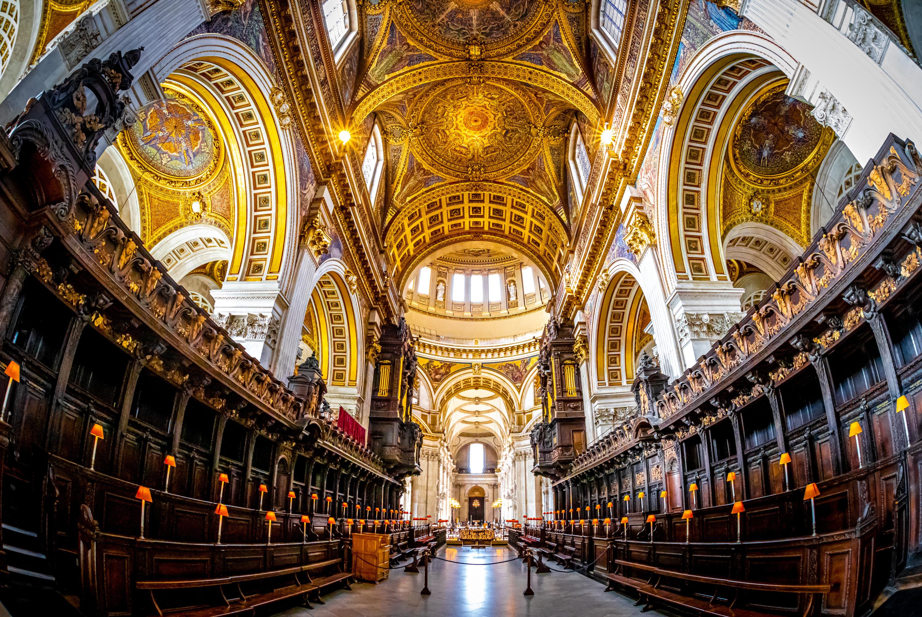 Royaume-Uni : la cathédrale Saint-Paul critiquée après son partenariat avec une célèbre discothèque londonienne