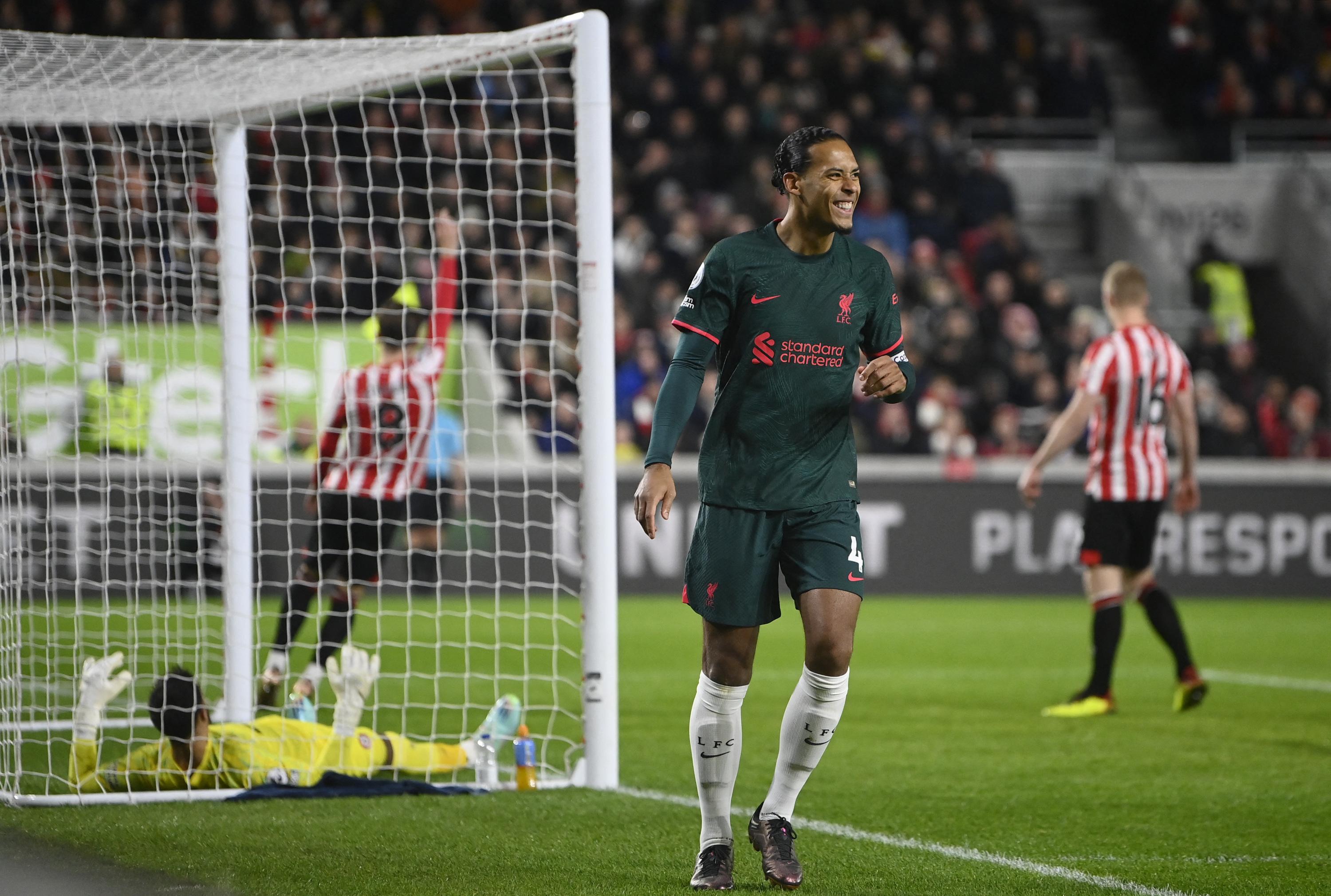 Premier League : Van Dijk blessé avec Liverpool et indisponible «plus d'un mois»