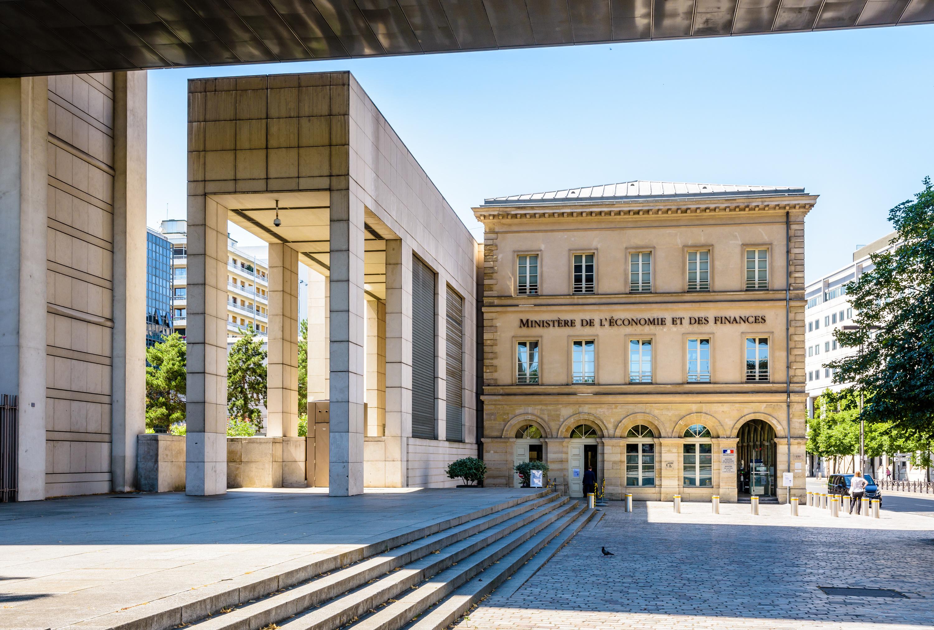 France's Public Debt Hits Record €3.4 Trillion, Raising Concerns Over Economic Stability