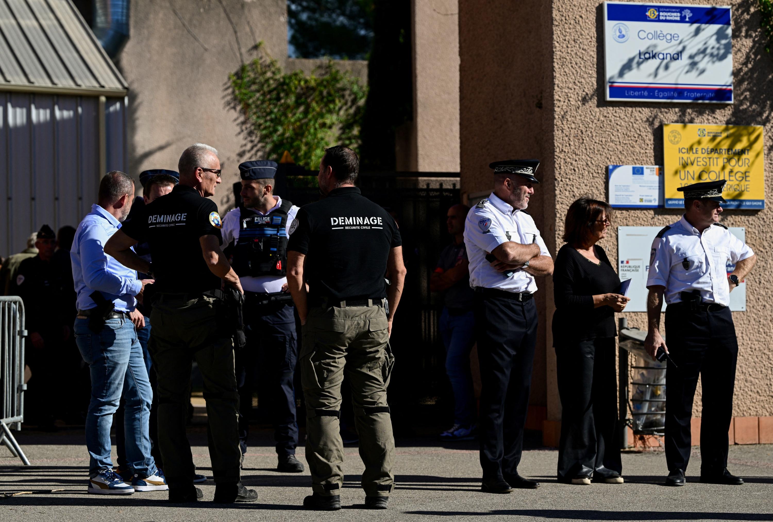 Fusillade dans un collège à Aubagne : fascination pour les tueries de masse, désir de vengeance… Le profil troublant du tireur de 14 ans