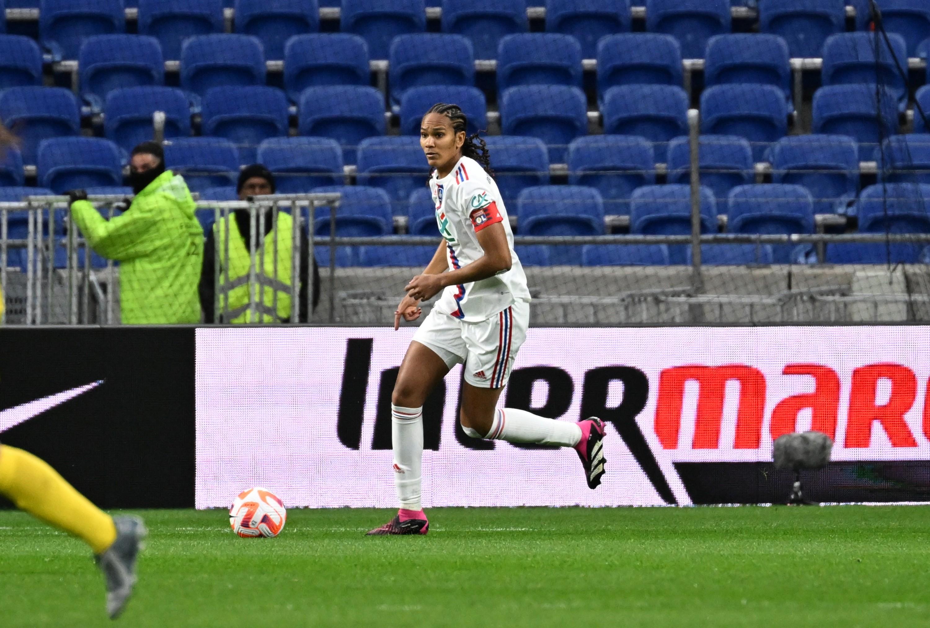 Foot féminin: l'OL bat Fleury (2 - 0) et se qualifie pour la finale de la Coupe de France