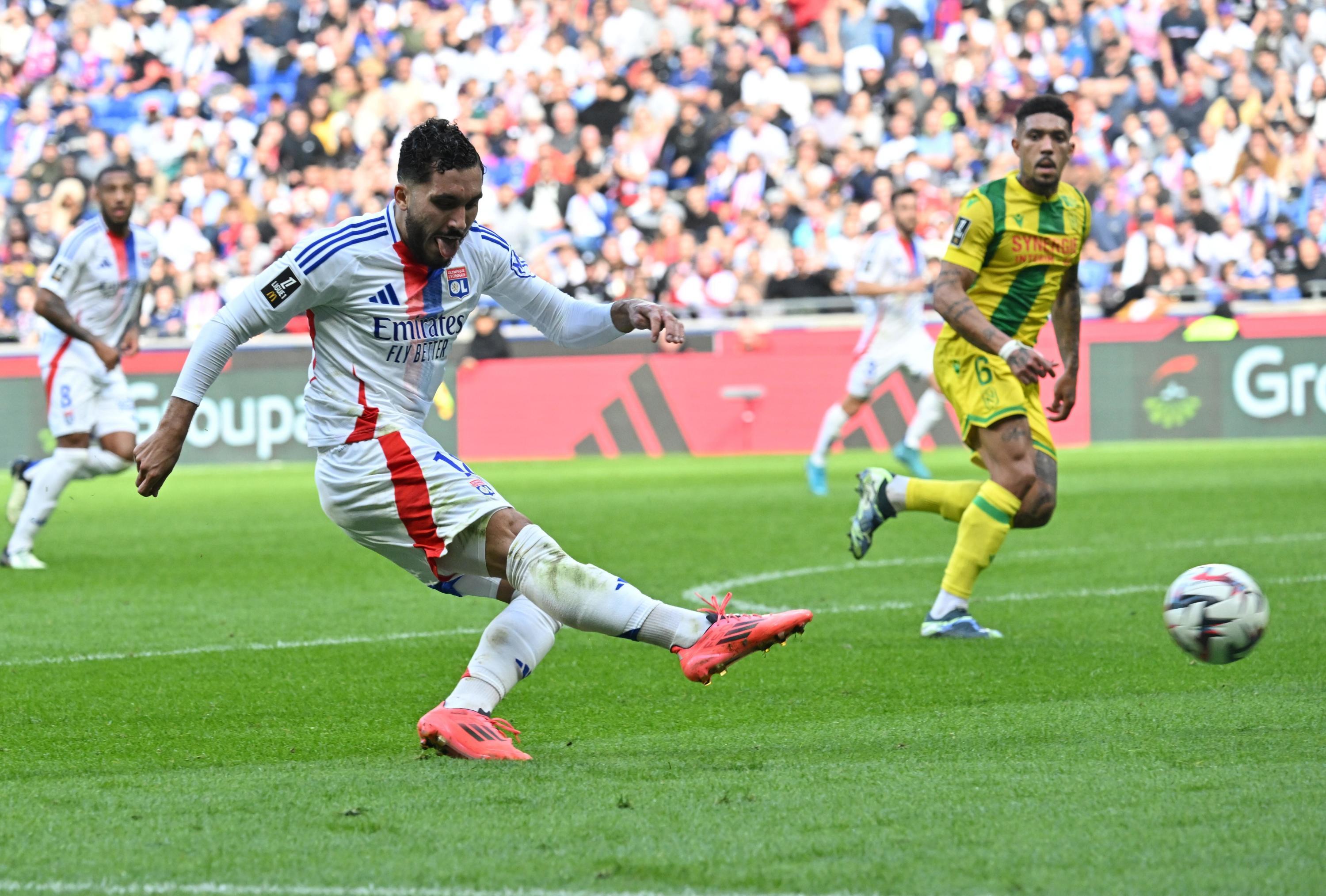 Ligue 1 : en verve, Lyon se rapproche du podium