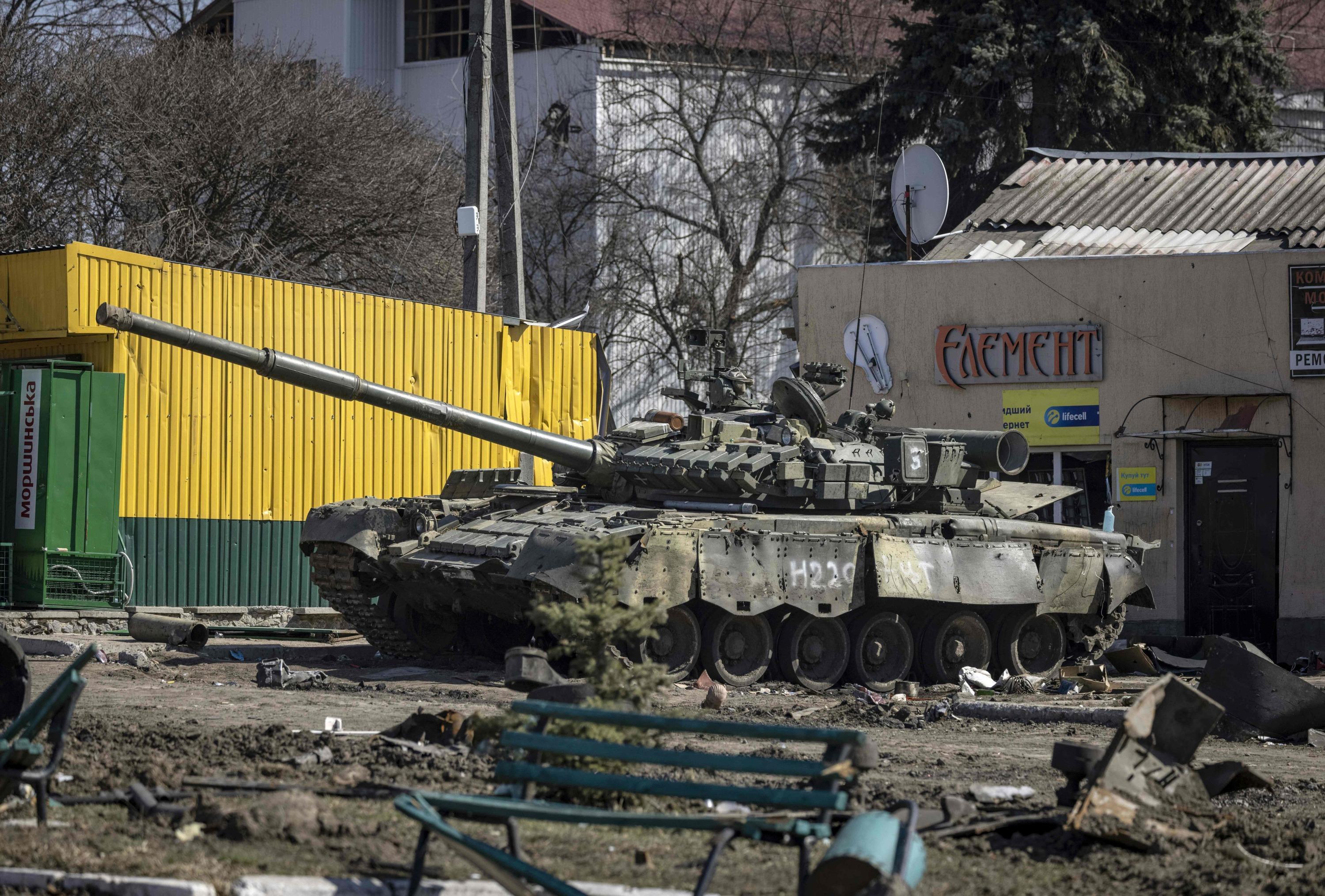 Combien De Kilometres Pour Aller En Russie Carte de la guerre en Ukraine : au 131e jour, avec la prise de Lisichansk,  les Russes occupent toute la région de Lougansk