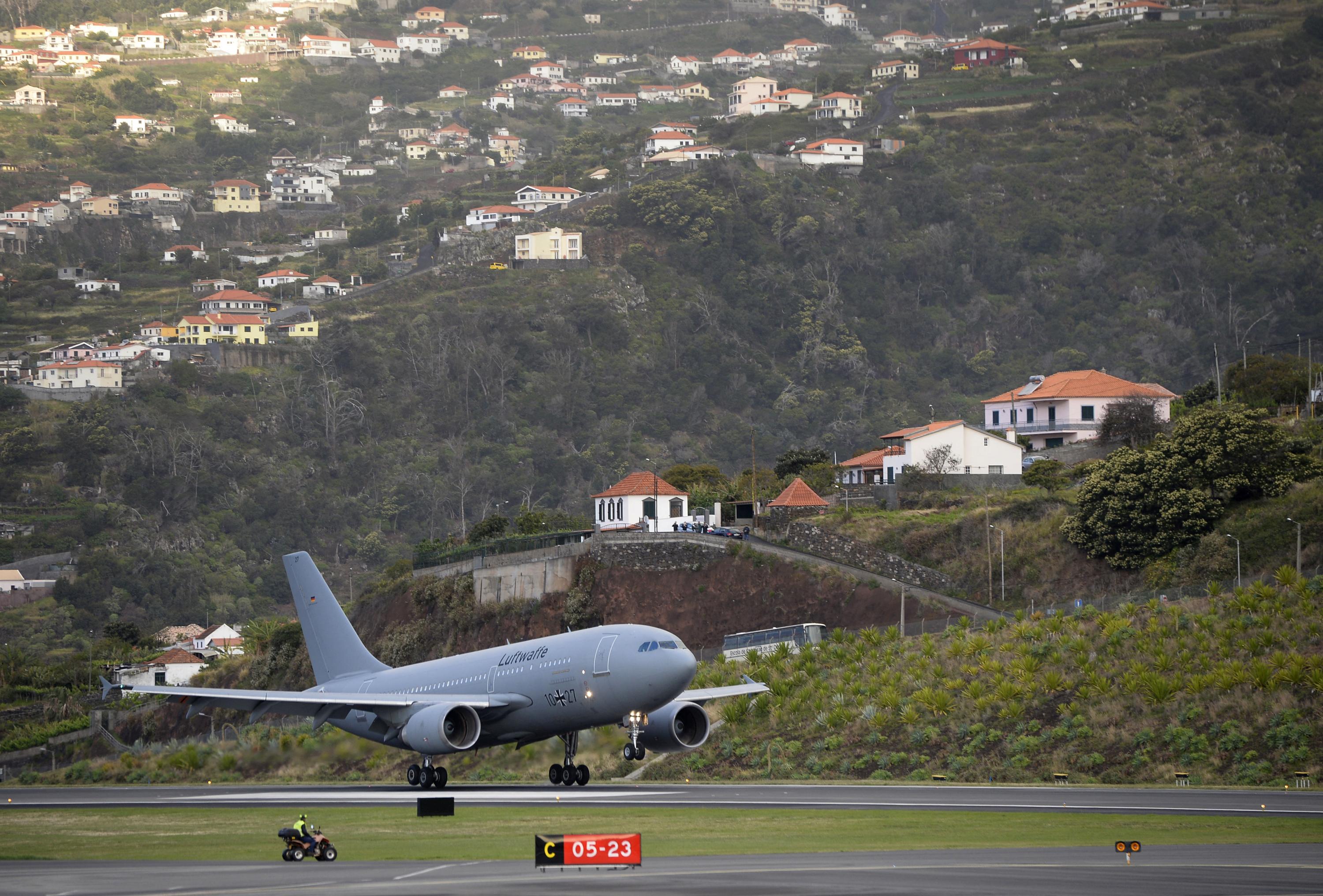 «On ne sait plus quoi faire» : à Madère, le cauchemar de touristes français bloqués à l’aéroport depuis des jours