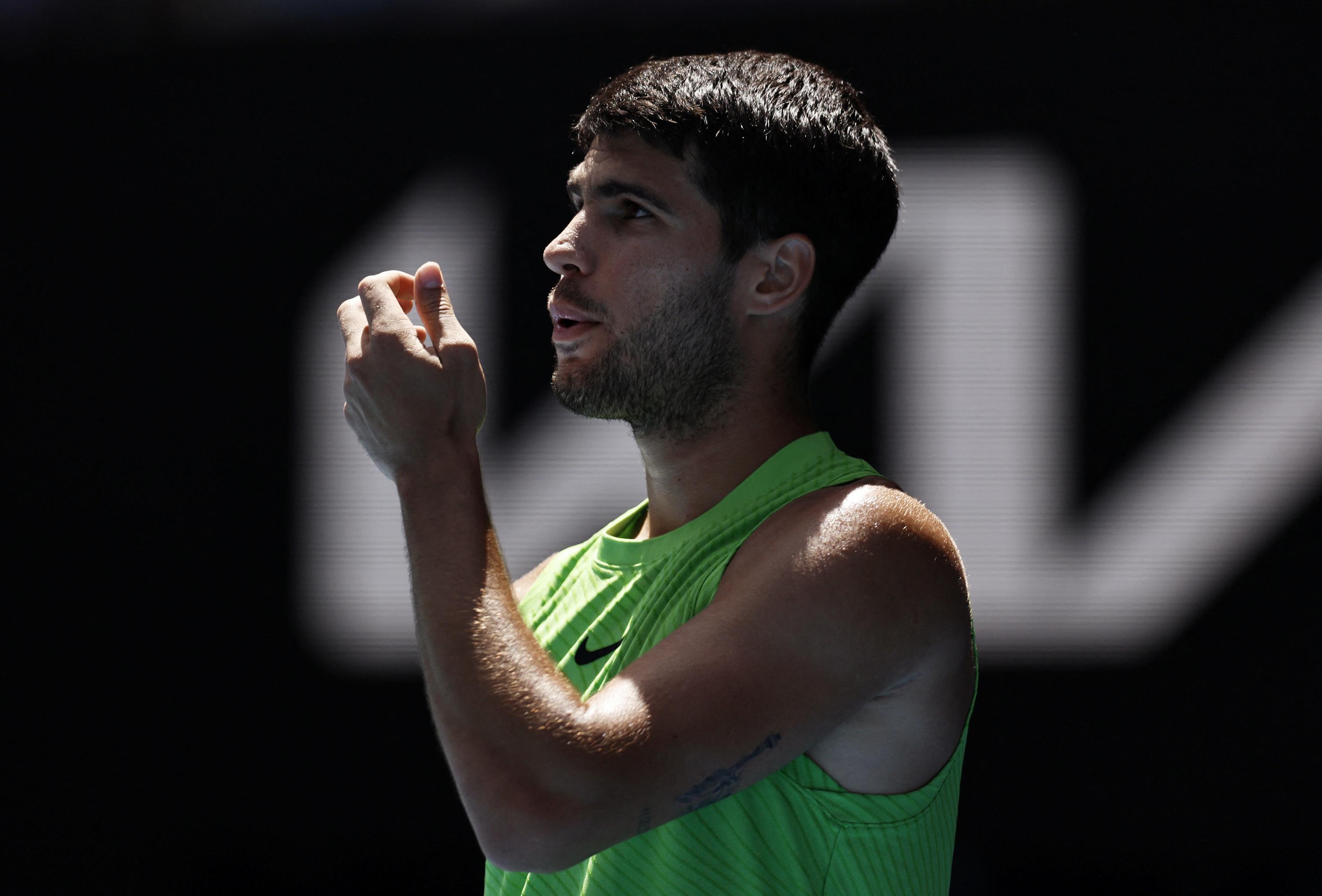 EN DIRECT - Open d’Australie : poussé par tout un pays, De Minaur prêt à faire tomber Alcaraz