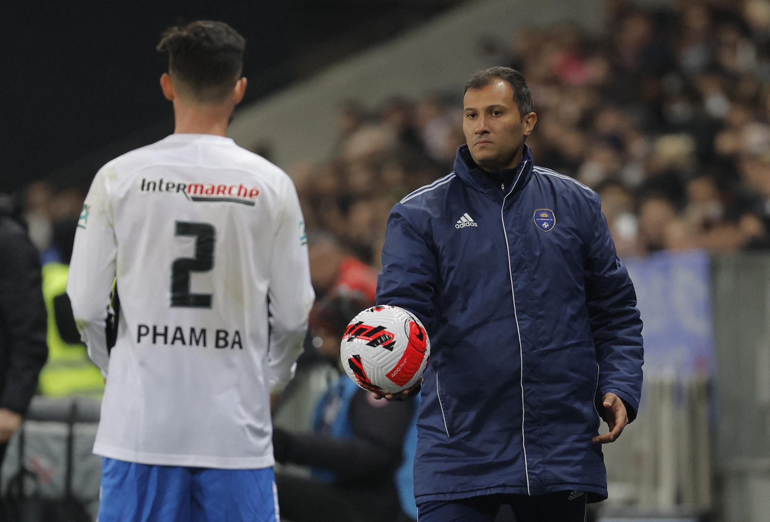 Foot : après son épopée en Coupe de France, le FC Versailles grimpe en National 1