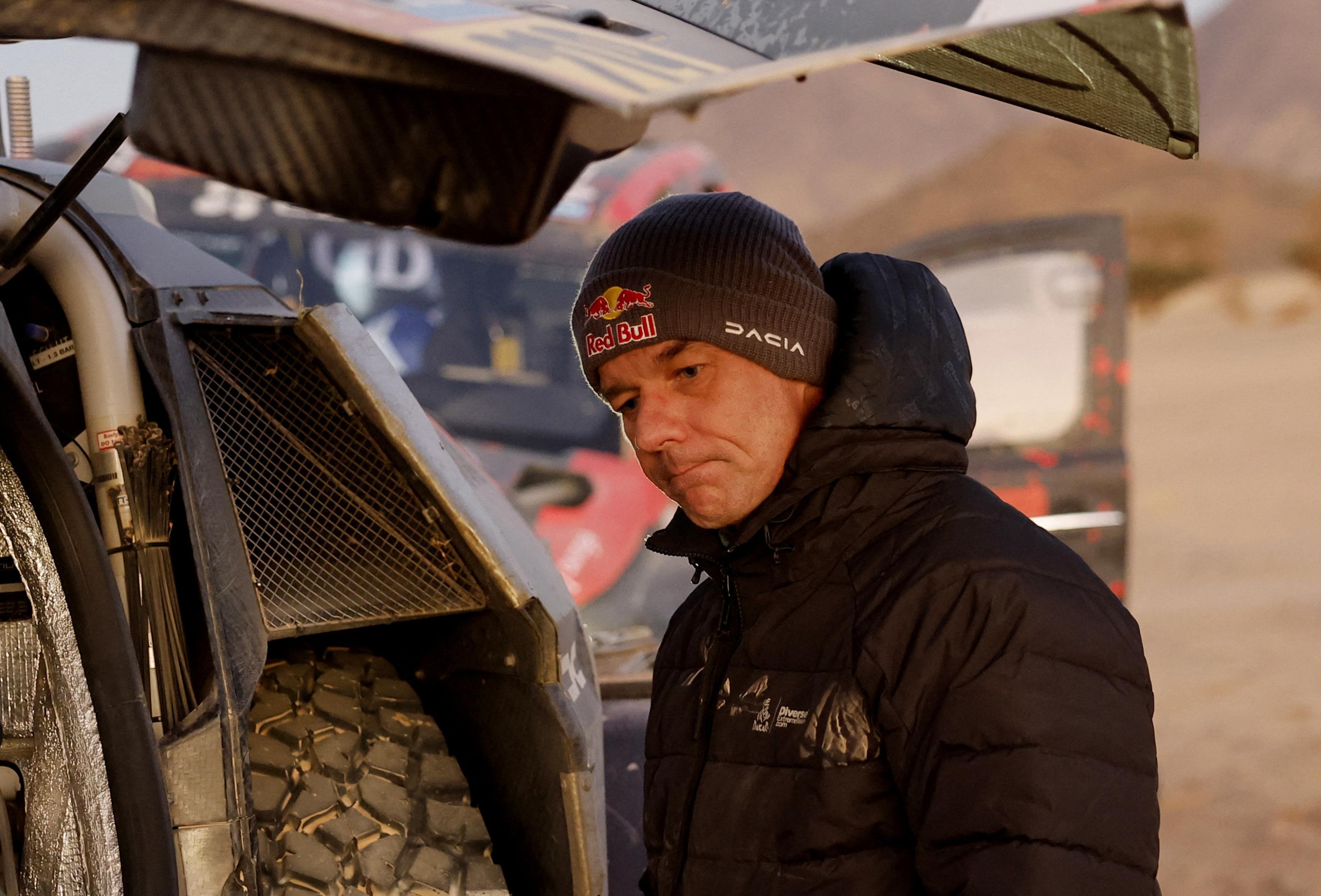 Dakar 2025 : une disqualification «frustrante et décevante», affirme Sébastien Loeb