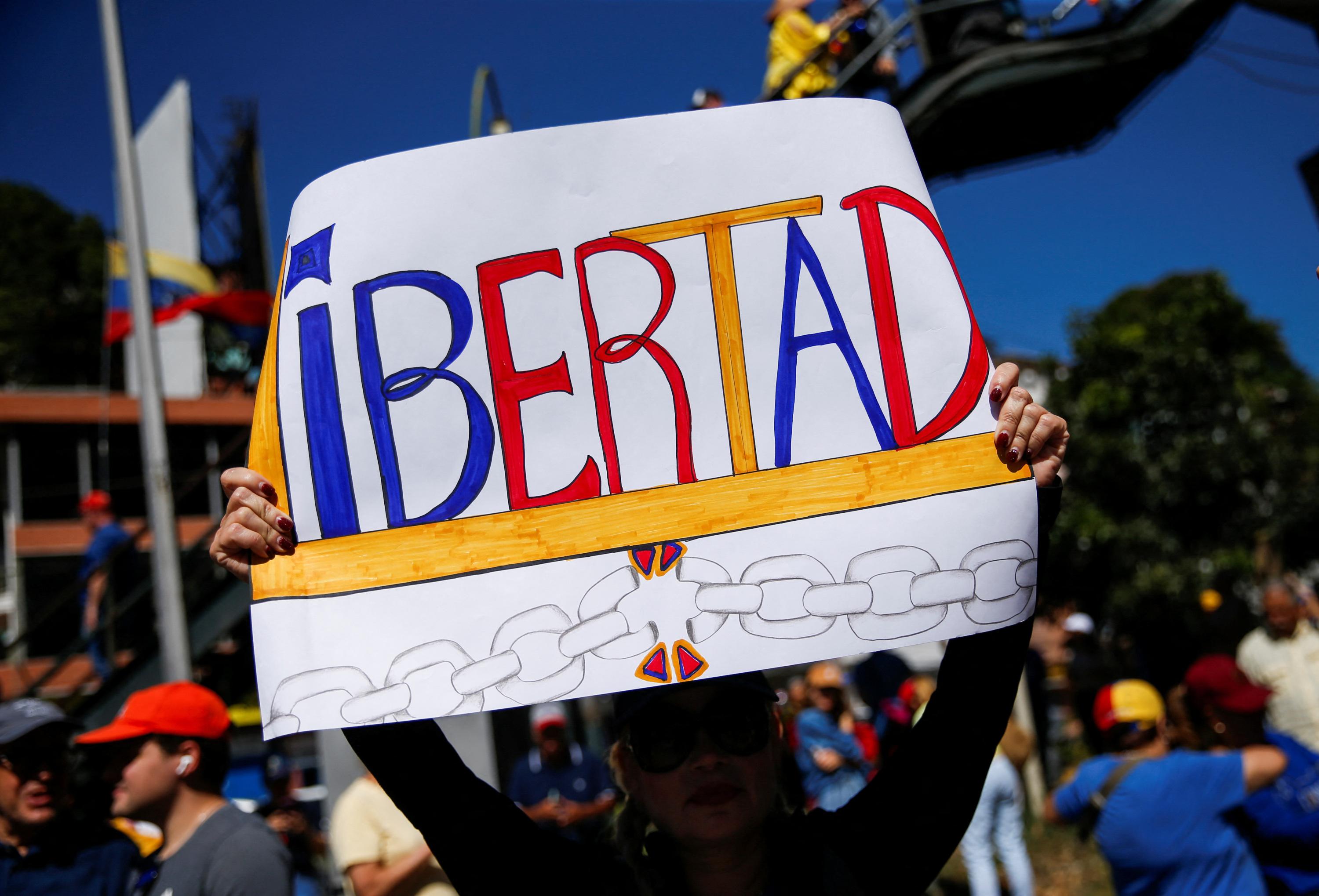 Venezuela : «Nous nous verrons tous bientôt à Caracas, en liberté», lance l'opposant Gonzalez Urrutia