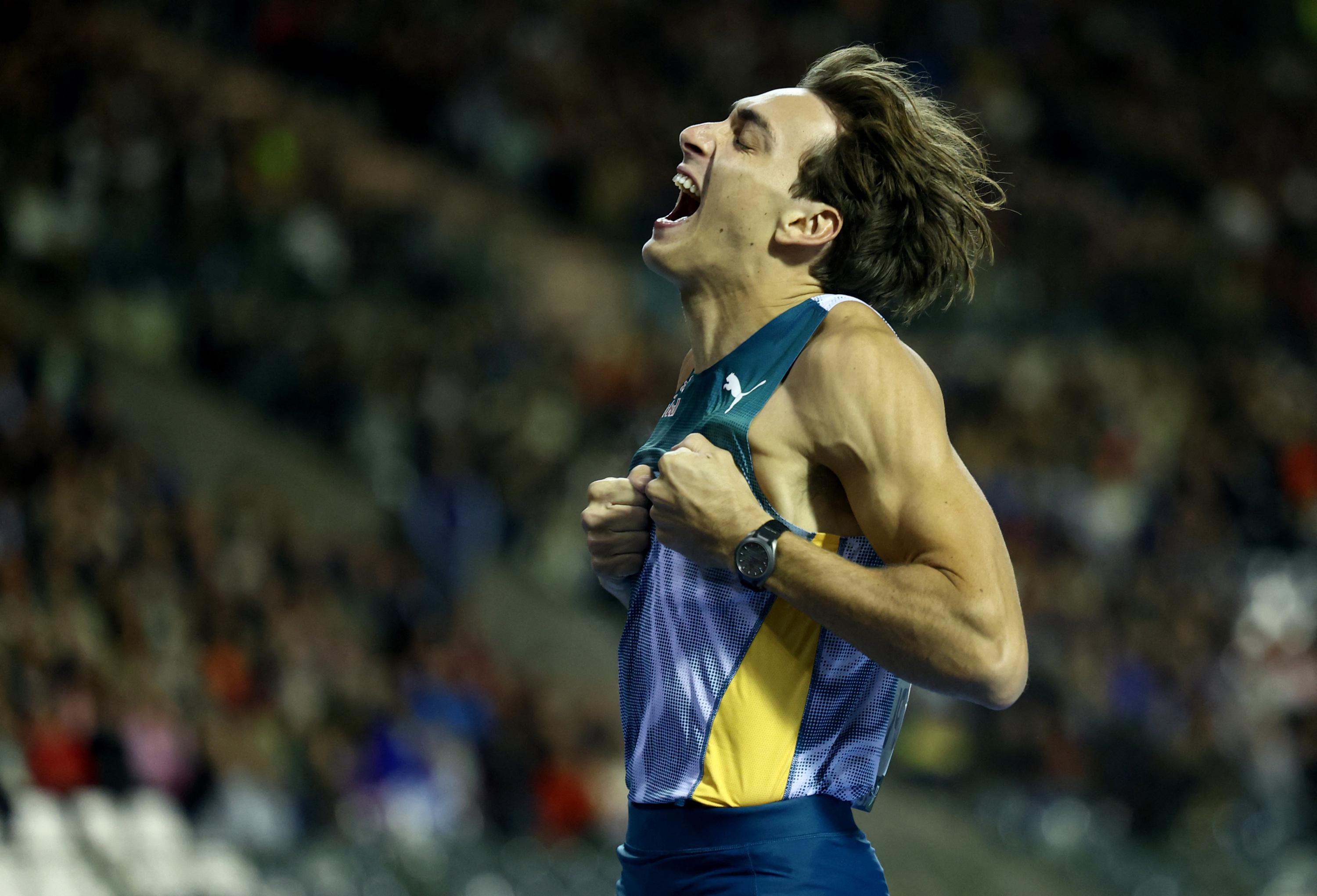 Athlé : Duplantis termine invaincu en 2024, McLaughlin-Levrone plus rapide que les meilleures du monde sur 400 m