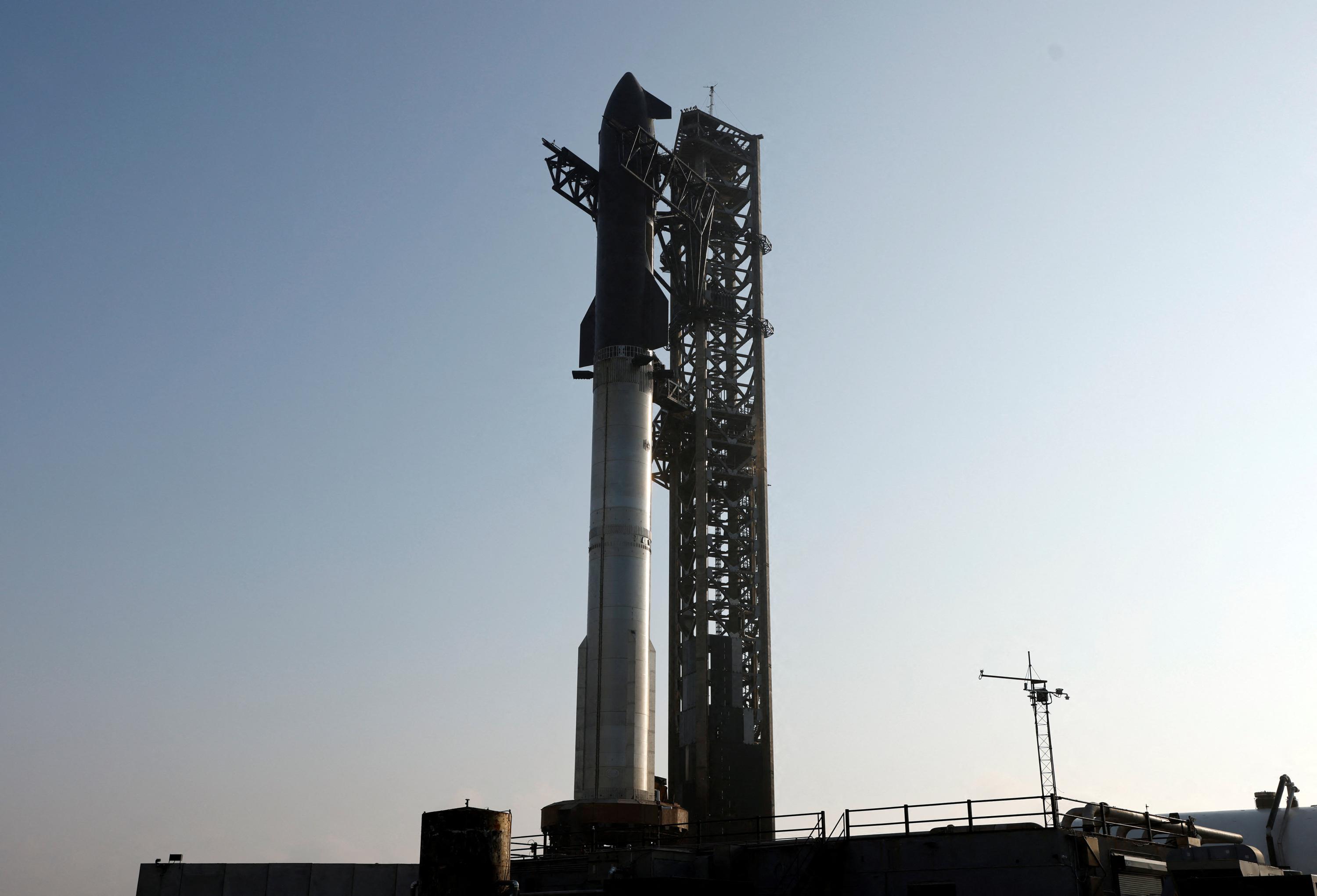 Starship : après deux explosions, la mégafusée d'Elon Musk prête à un nouveau vol test