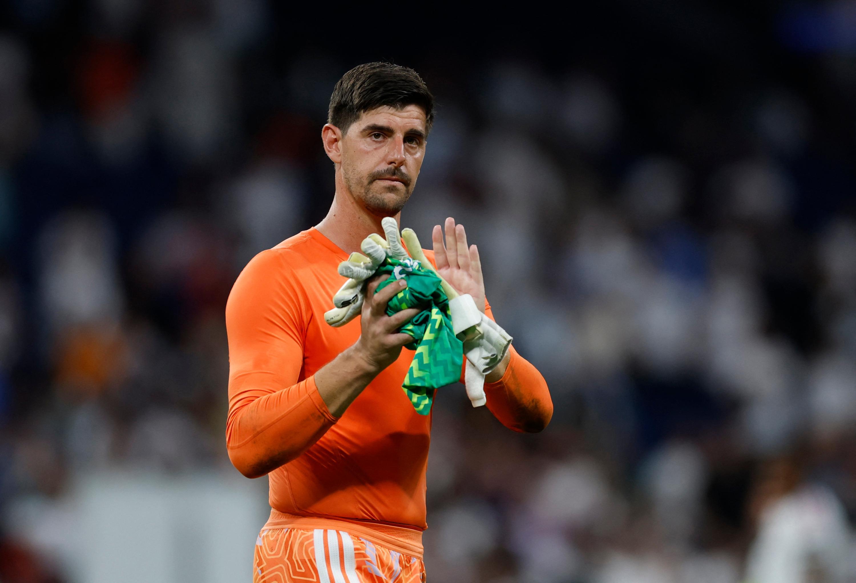Foot : Thibaut Courtois met sa carrière internationale entre parenthèses