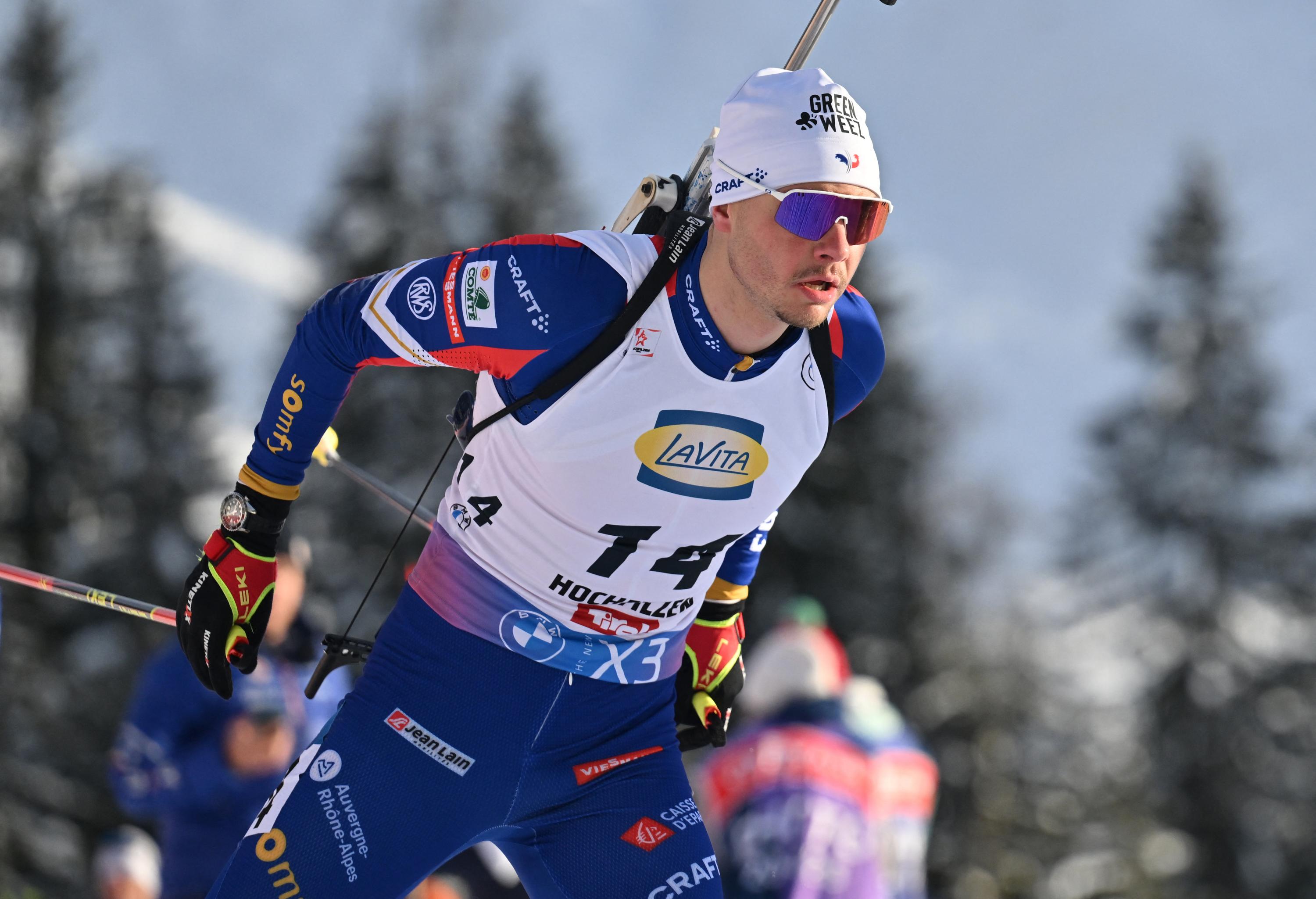 Biathlon : Émilien Jacquelin trébuche, laissant Johannes Boe remporter la poursuite de Hochfilzen