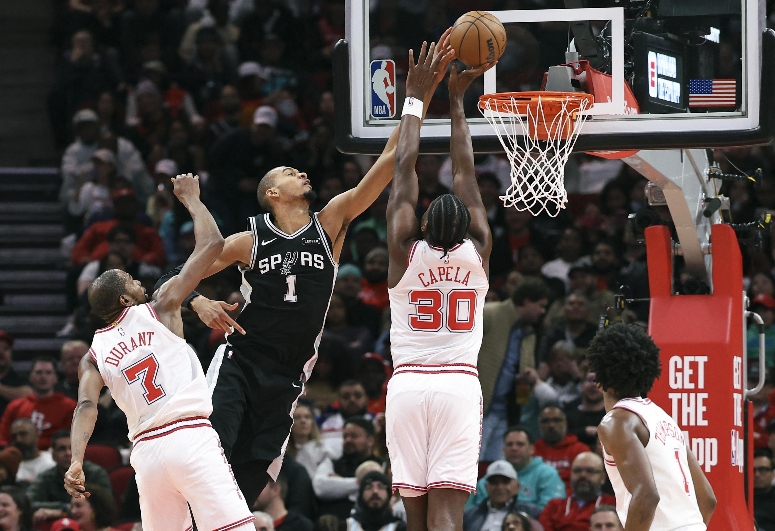 NBA : Victor Wembanyama s’illustre magnifiquement à Houston