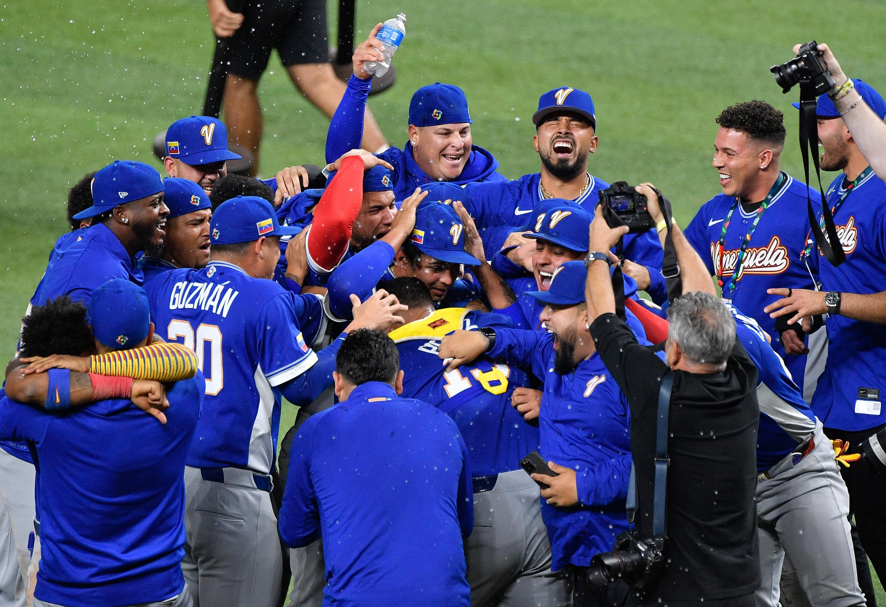 «Accession au statut d'État» : Trump réitère ses provocations après la victoire du Venezuela en finale de la Classique mondiale de baseball