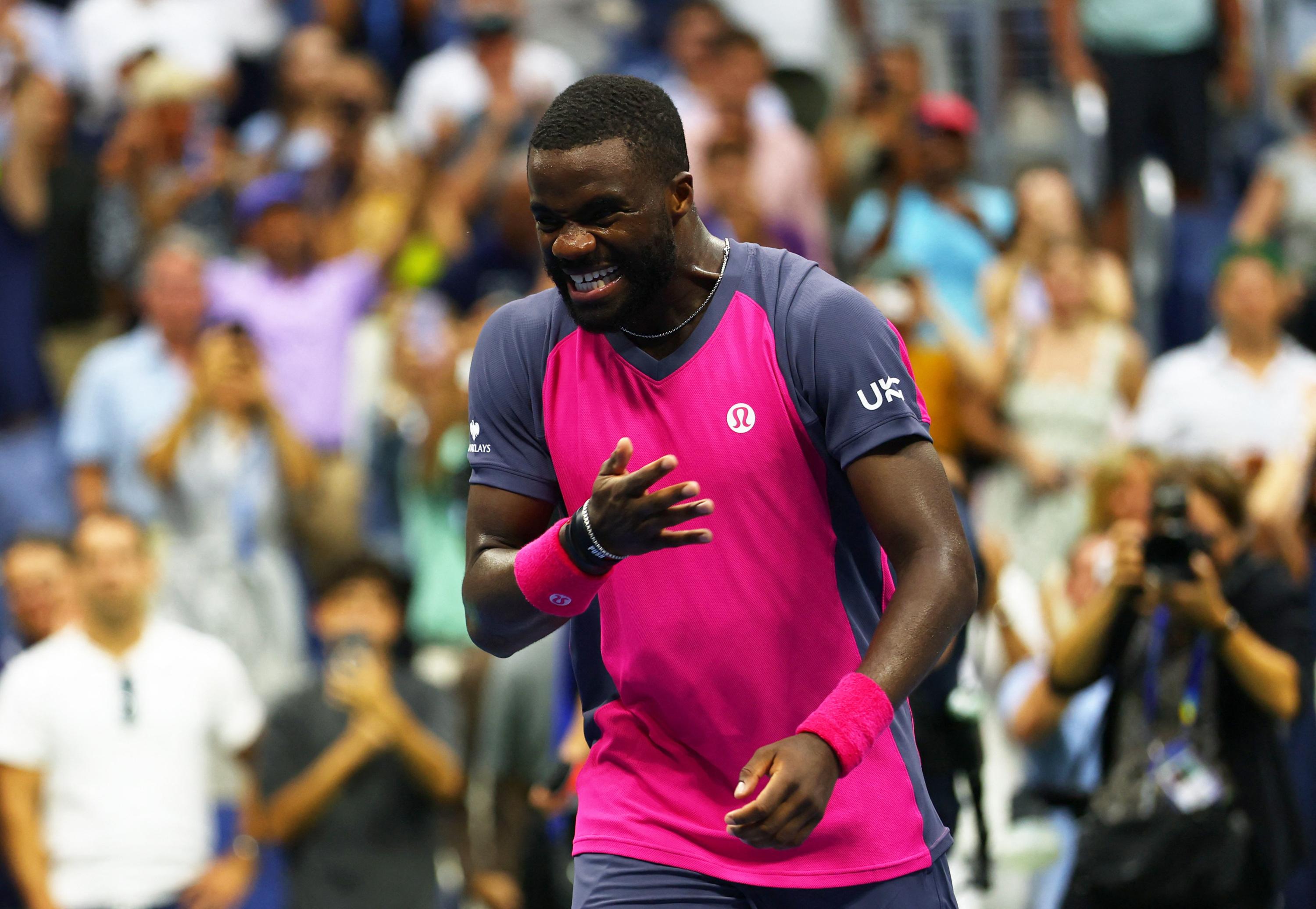 US Open : Frances Tiafoe miraculé et premier qualifié pour les demi-finales