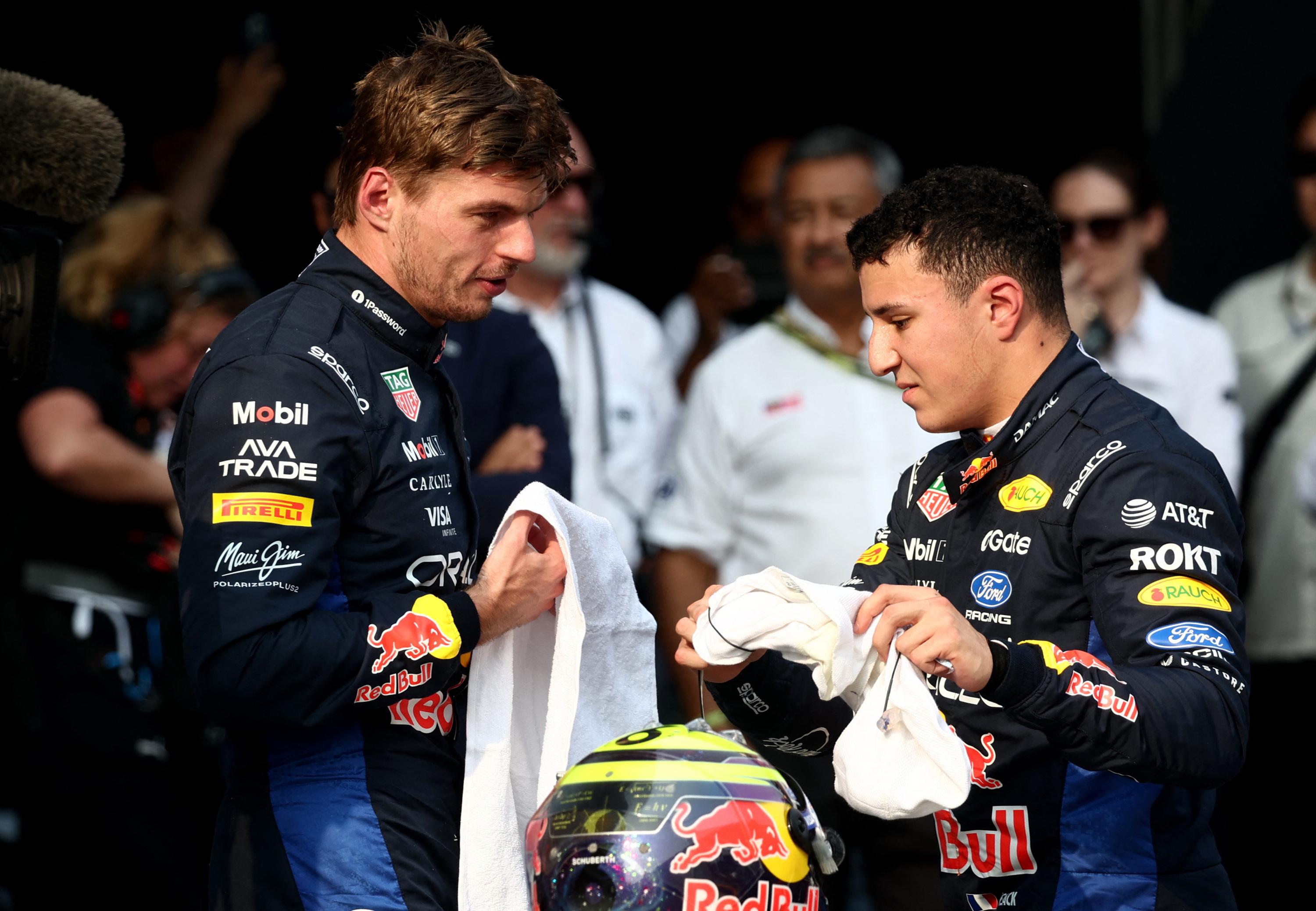 Formule 1 : Verstappen signe sa première pole position de l’année, Hadjar troisième mais rétrogradé