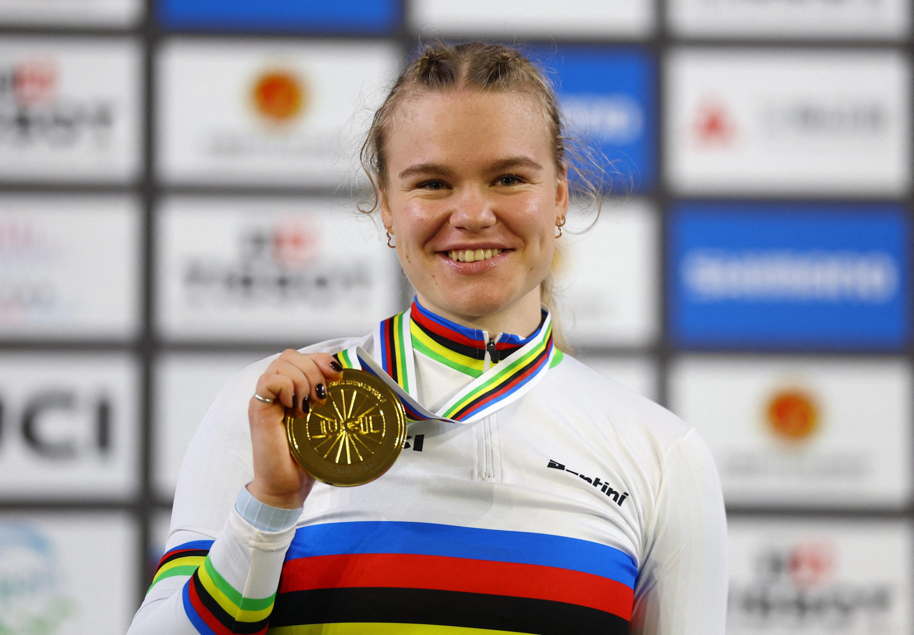 Cyclisme sur piste : Alina Lysenko décroche l’or au keirin lors des Mondiaux