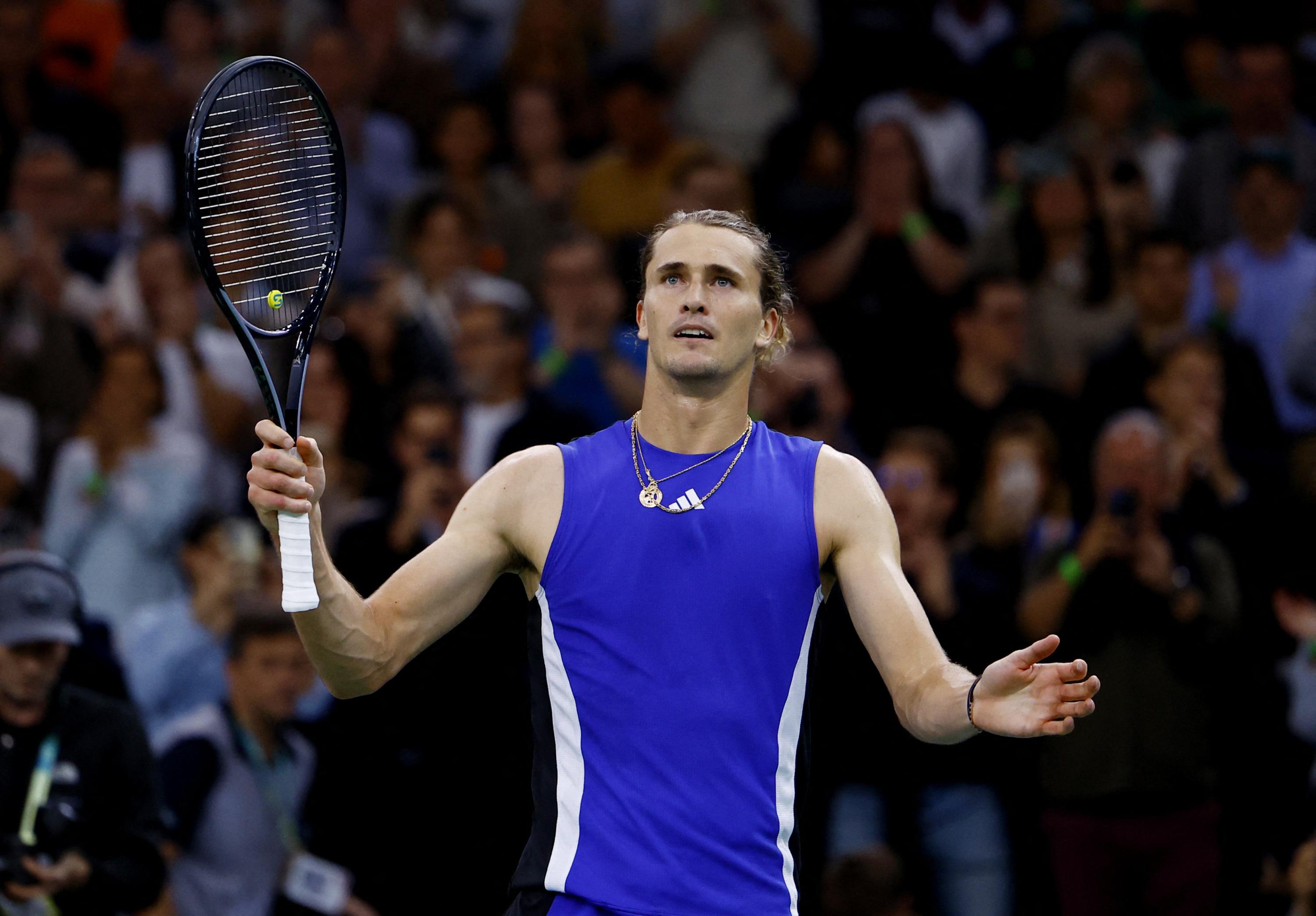 Rolex Paris Masters : Zverev se qualifie et affrontera Fils en huitième de finale