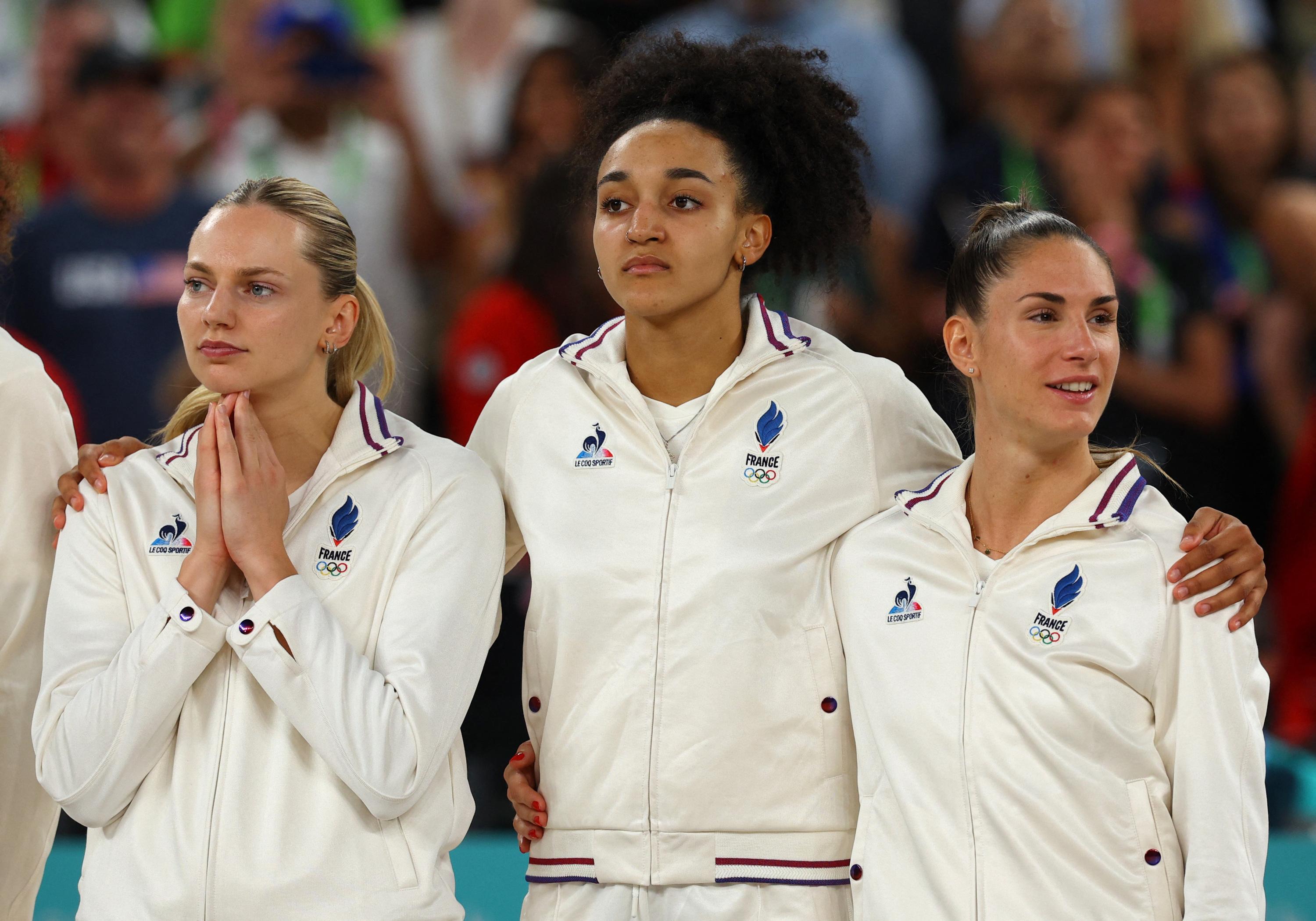 JO - Basket : en vidéo, la Marseillaise a capella à Bercy pour l’équipe de France en argent