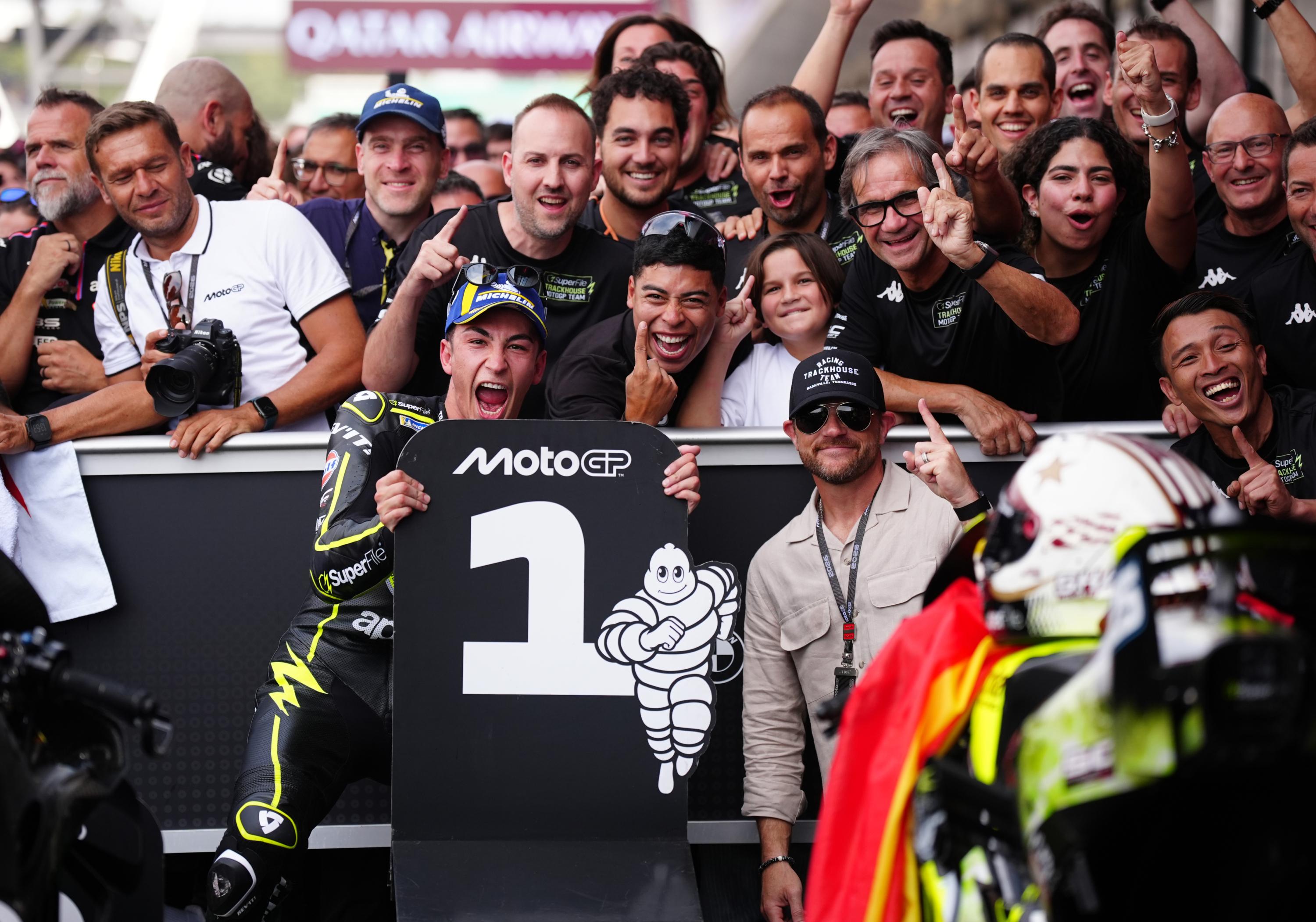 MotoGP : Raul Fernandez remporte le Grand Prix de Grande-Bretagne