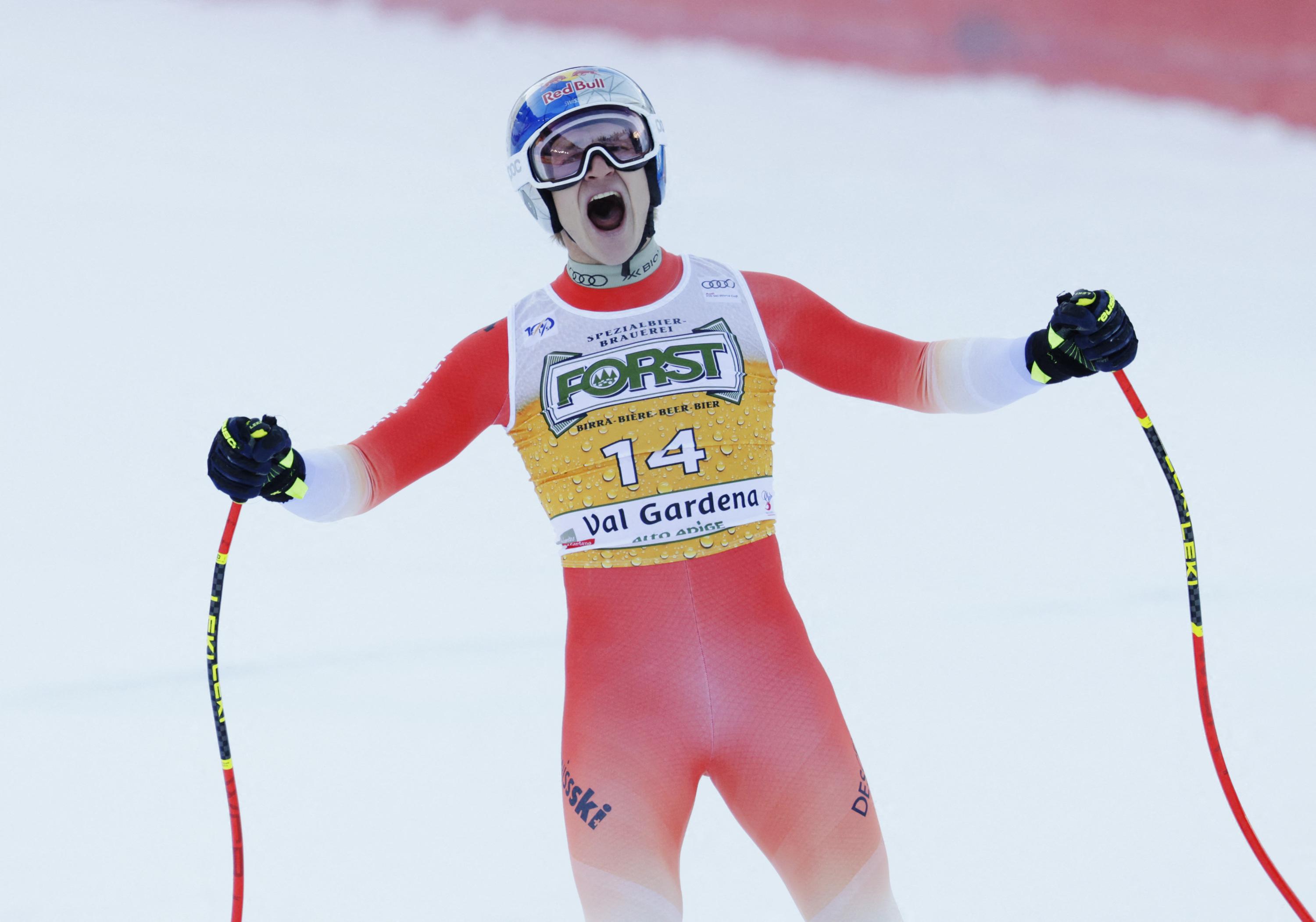 Ski alpin: Odermatt survole la descente de Val Gardena, Sarrazin passe à travers