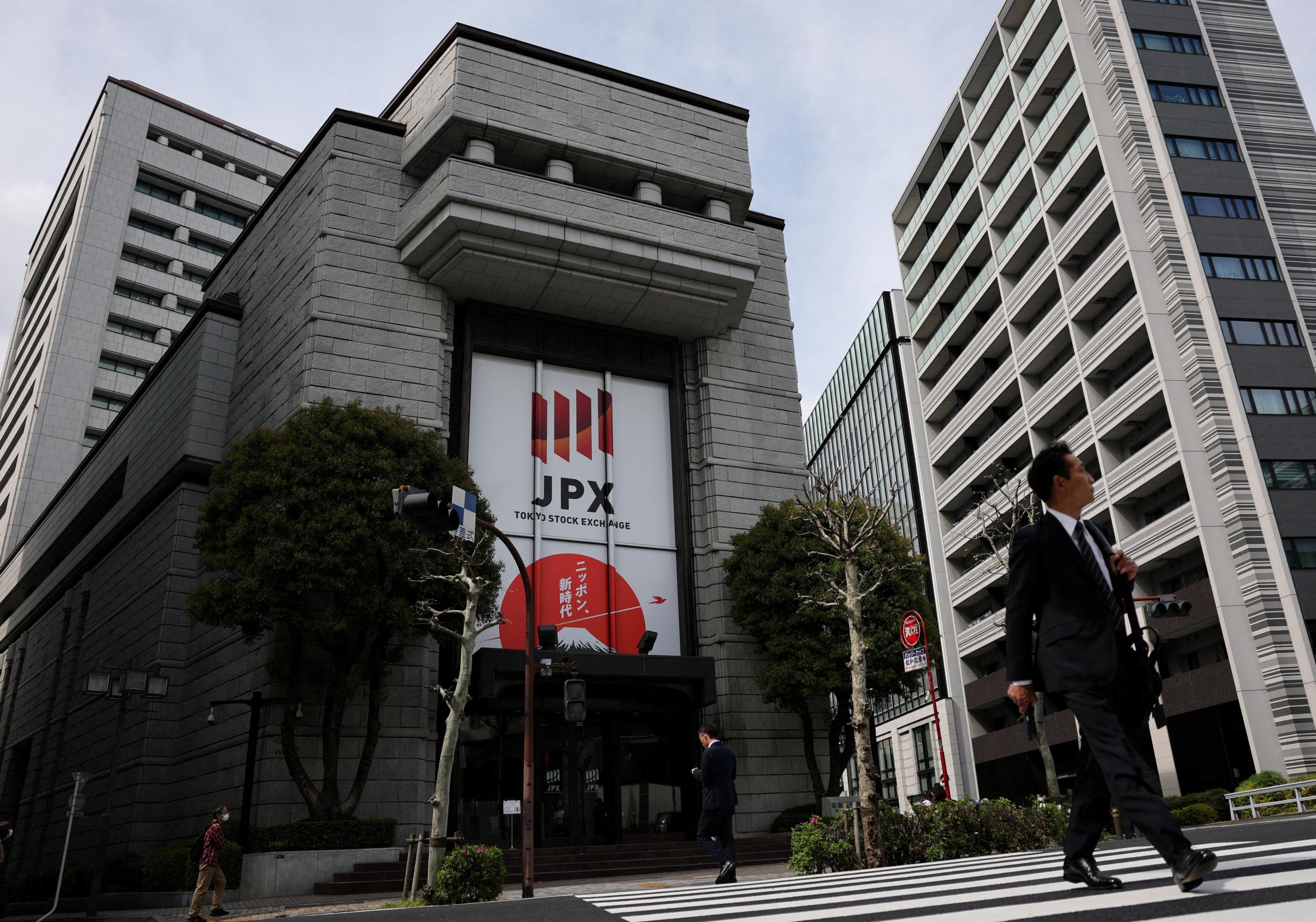 Inquiètes de la rentabilité de l’IA, les Bourses de Tokyo et Séoul plongent